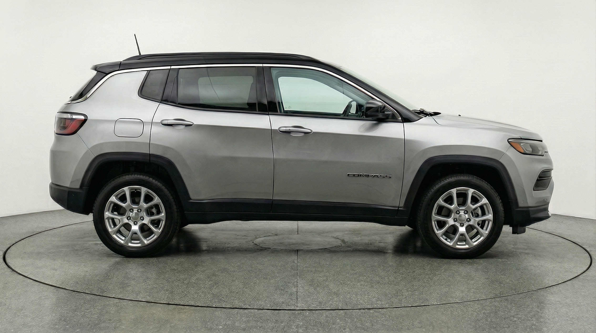 Thumbnail: 2025 Jeep Compass - 8