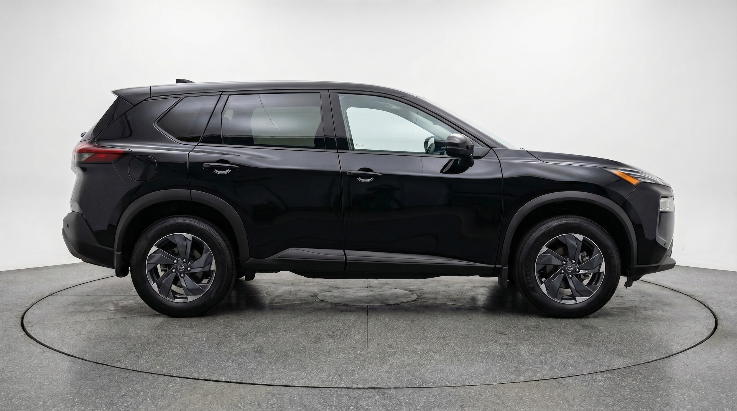 Thumbnail: 2025 Nissan Rogue - 8