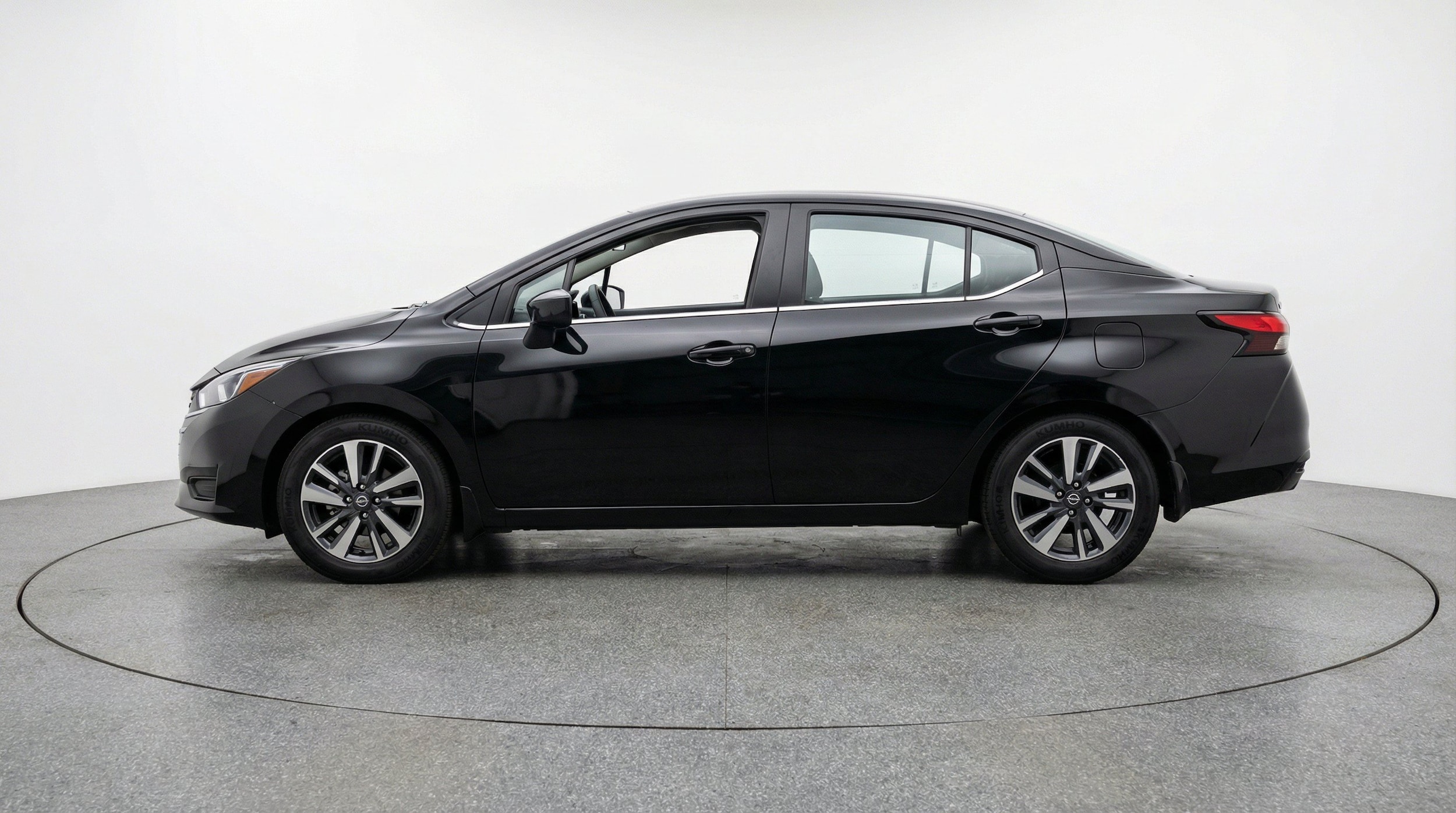 Thumbnail: 2025 Nissan Versa - 5