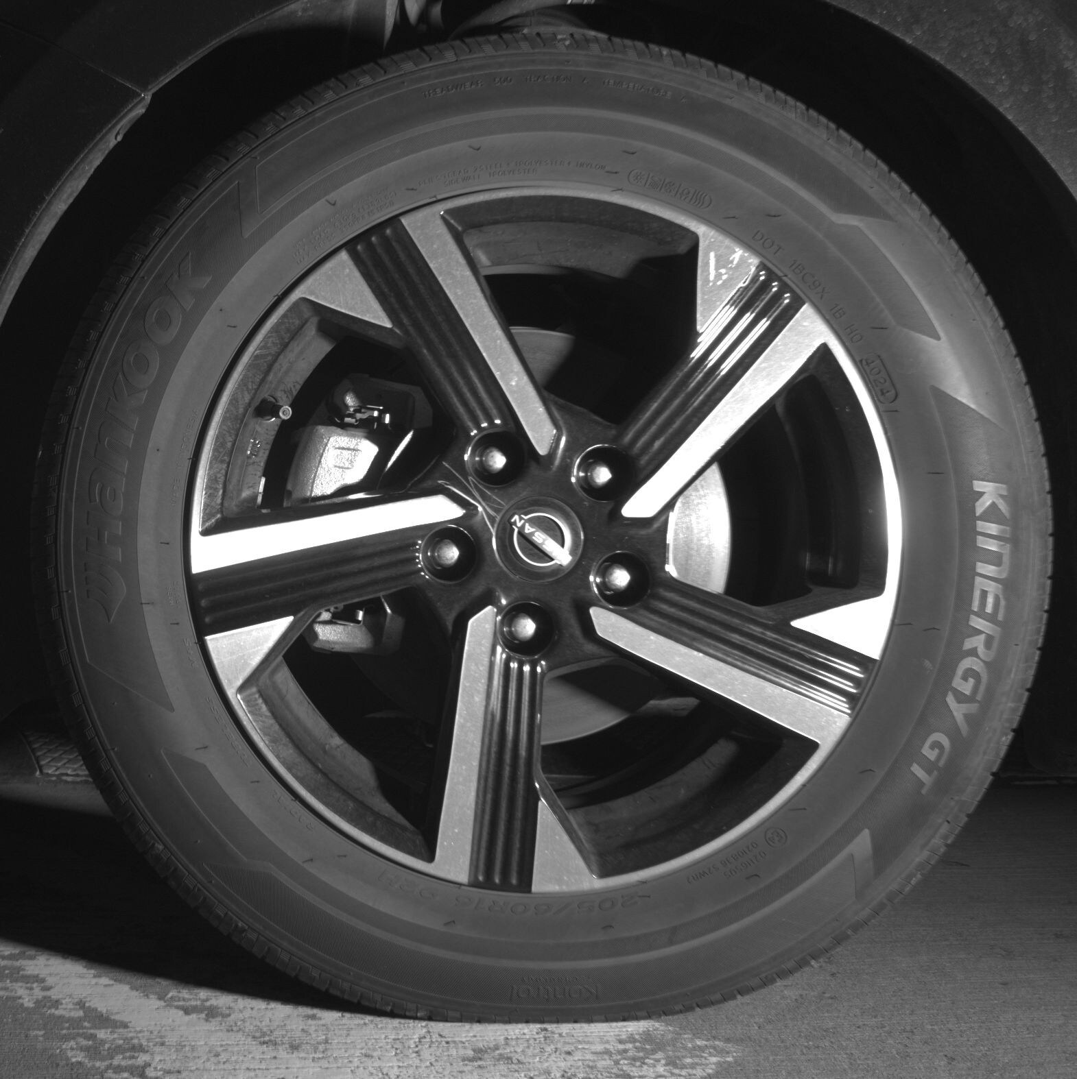 Thumbnail: 2025 Nissan Sentra - 9