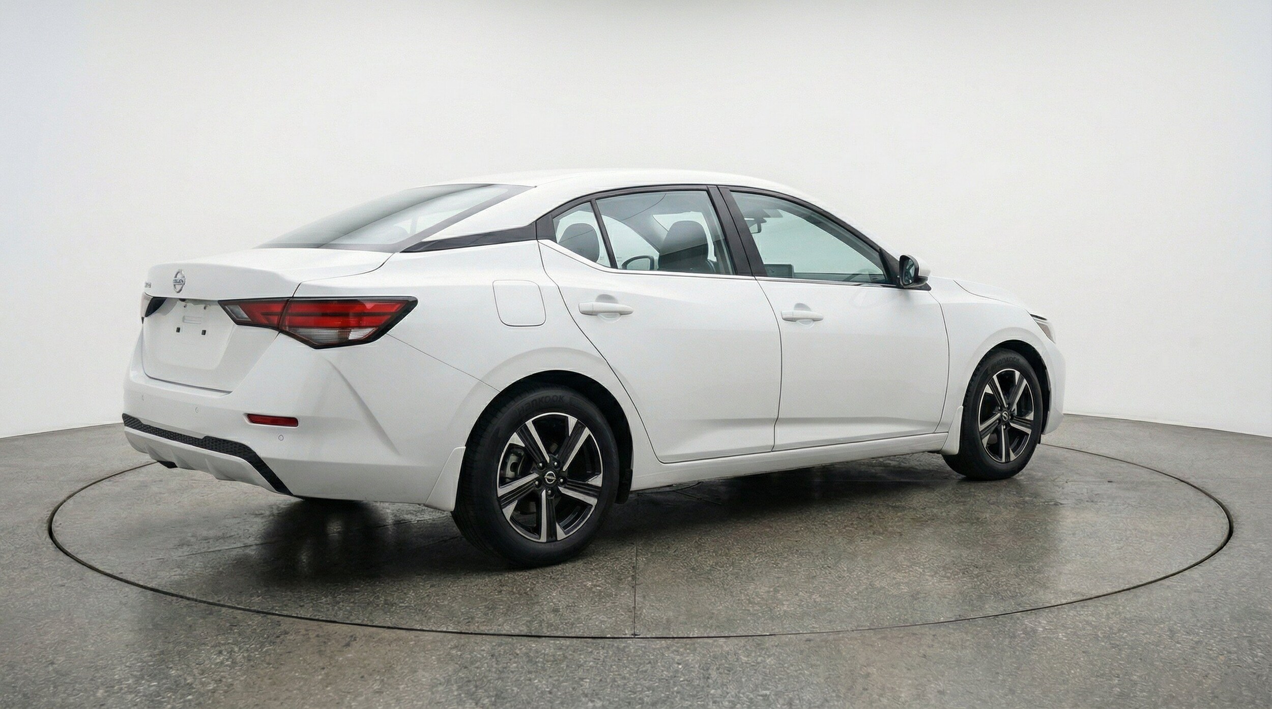 Thumbnail: 2025 Nissan Sentra - 9