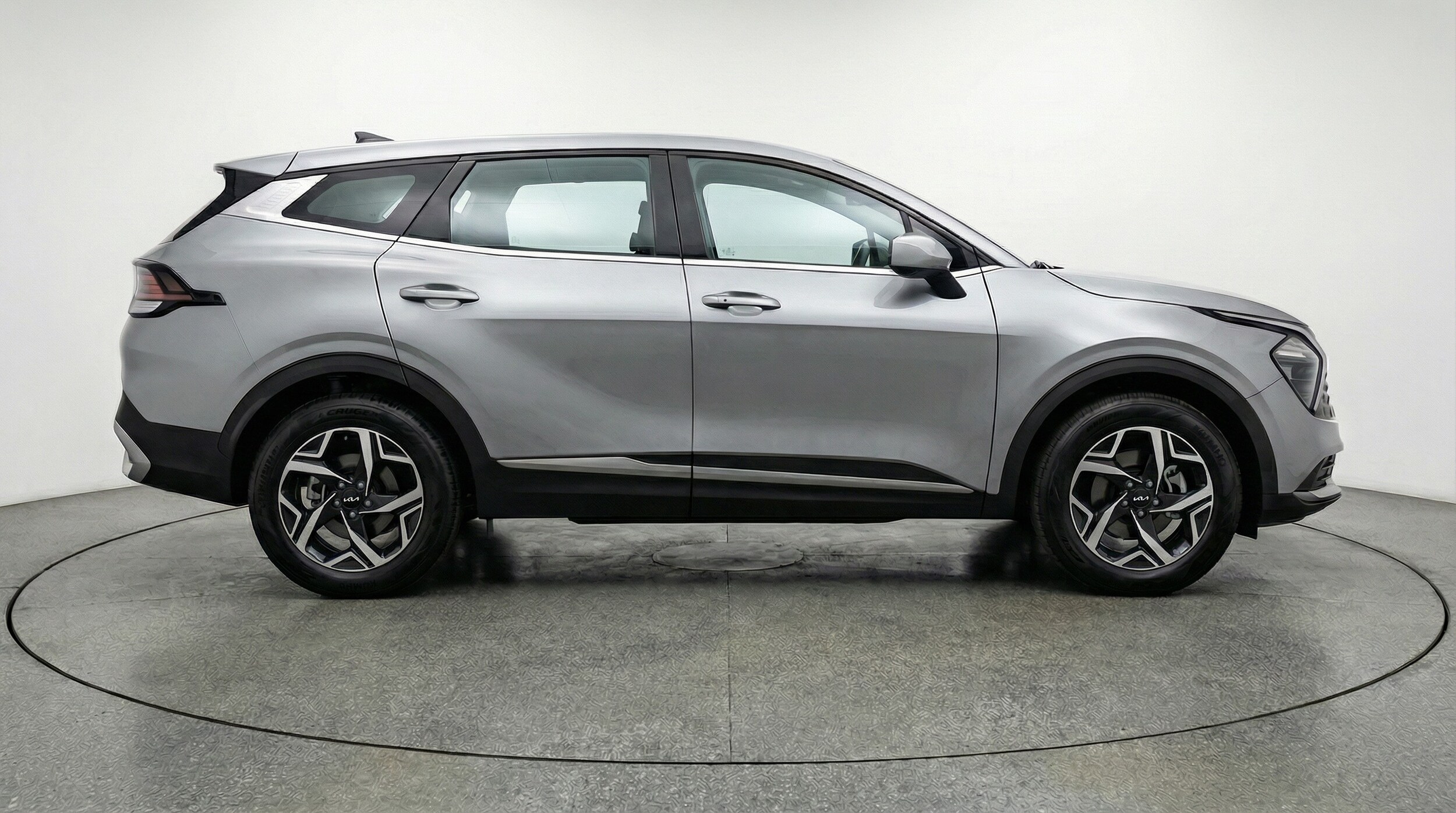 Thumbnail: 2025 Kia Sportage - 8