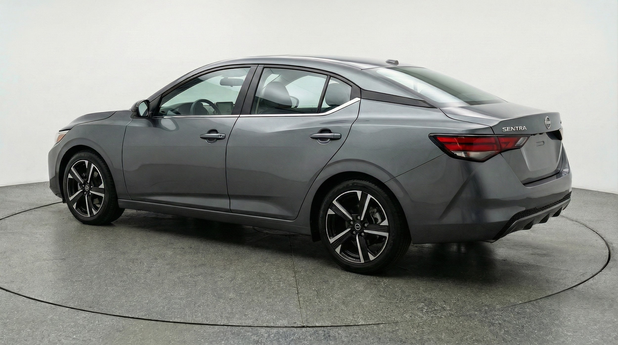 Thumbnail: 2025 Nissan Sentra - 5