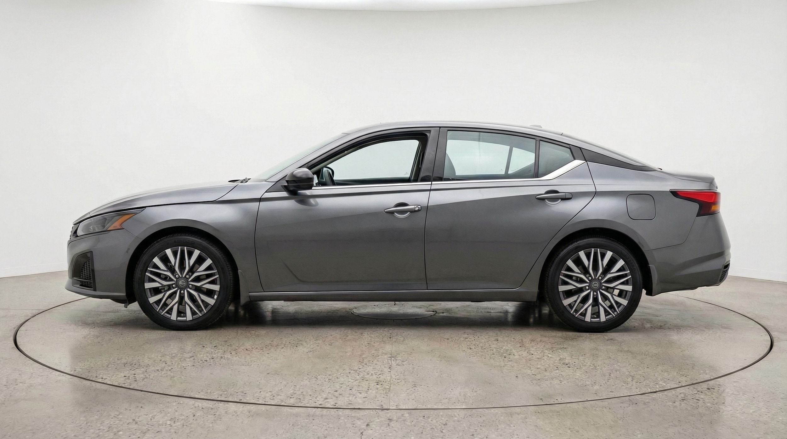 Thumbnail: 2025 Nissan Altima - 4