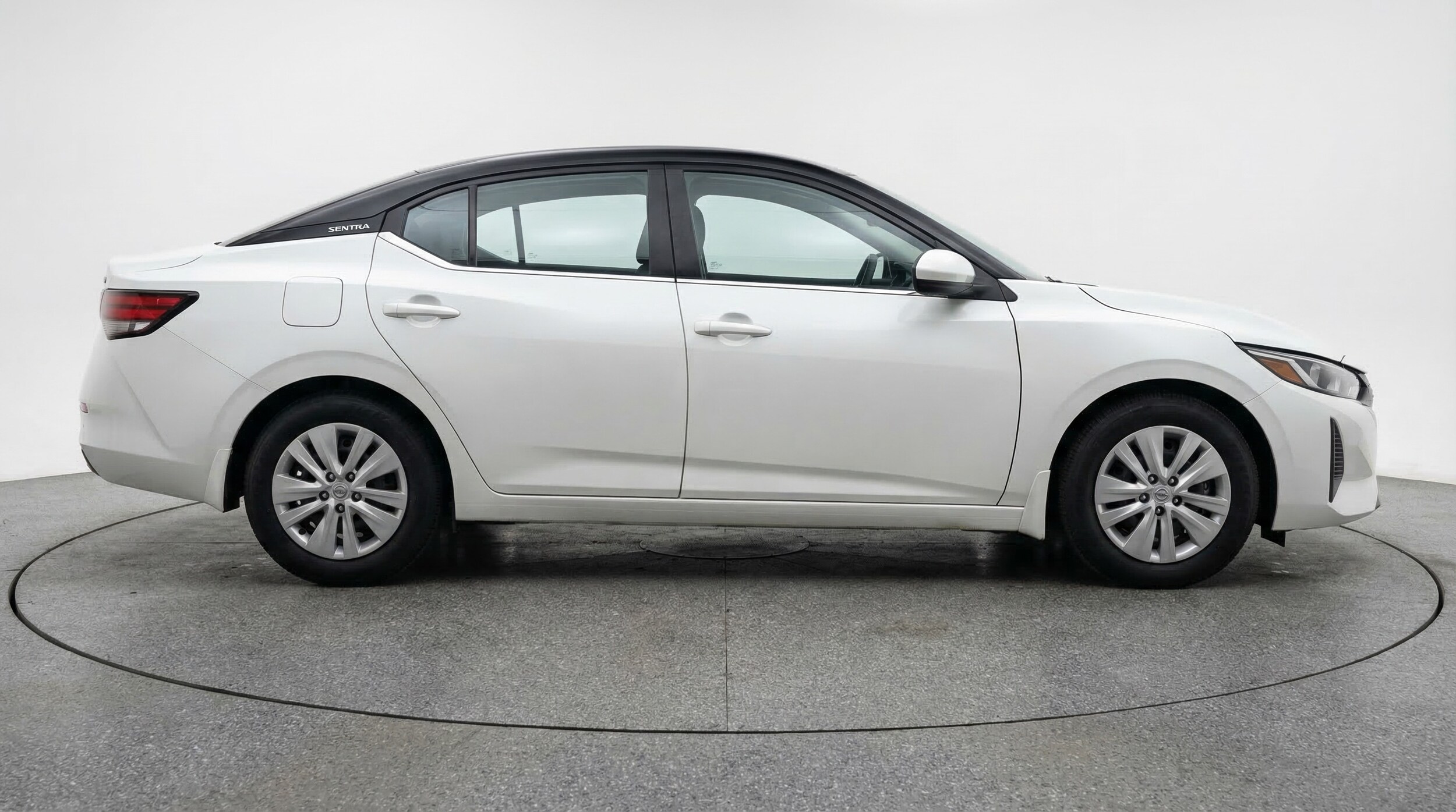 Thumbnail: 2025 Nissan Sentra - 8