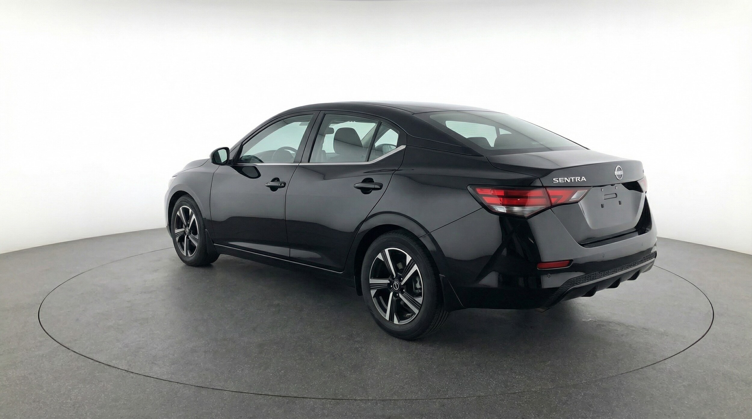 Thumbnail: 2025 Nissan Sentra - 5