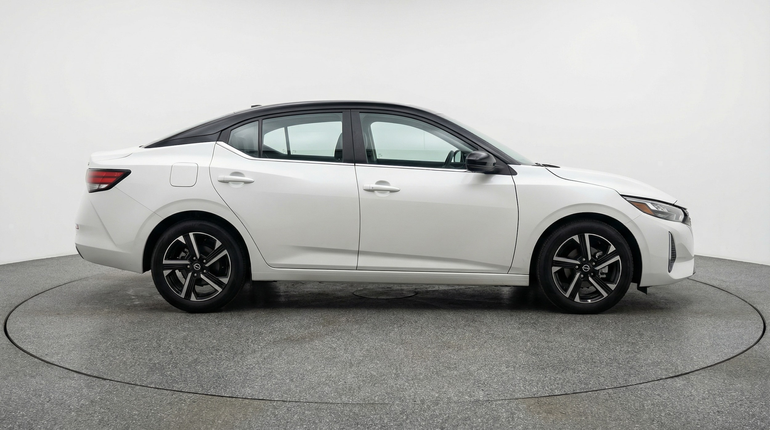 Thumbnail: 2025 Nissan Sentra - 8