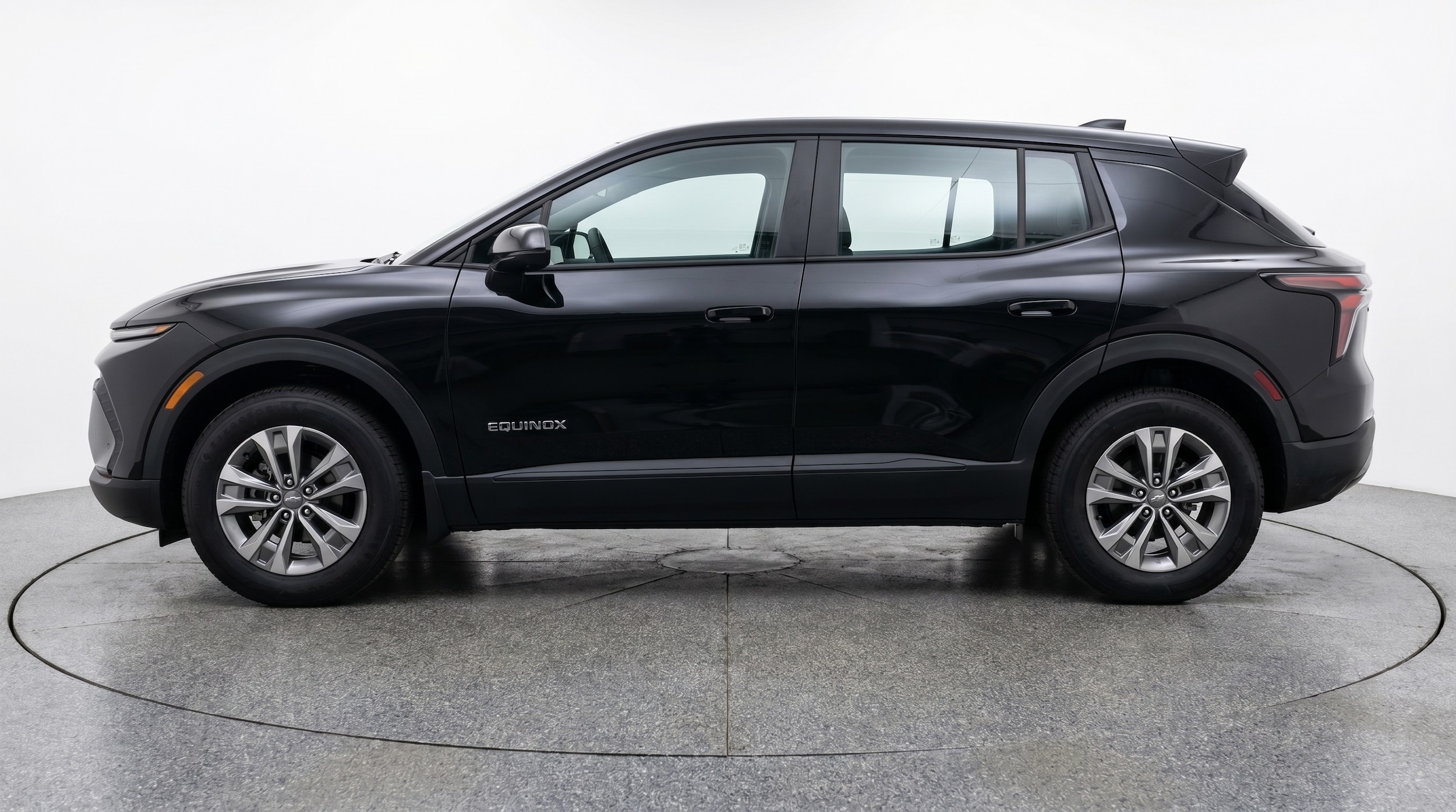 Thumbnail: 2025 Chevrolet Equinox - 4
