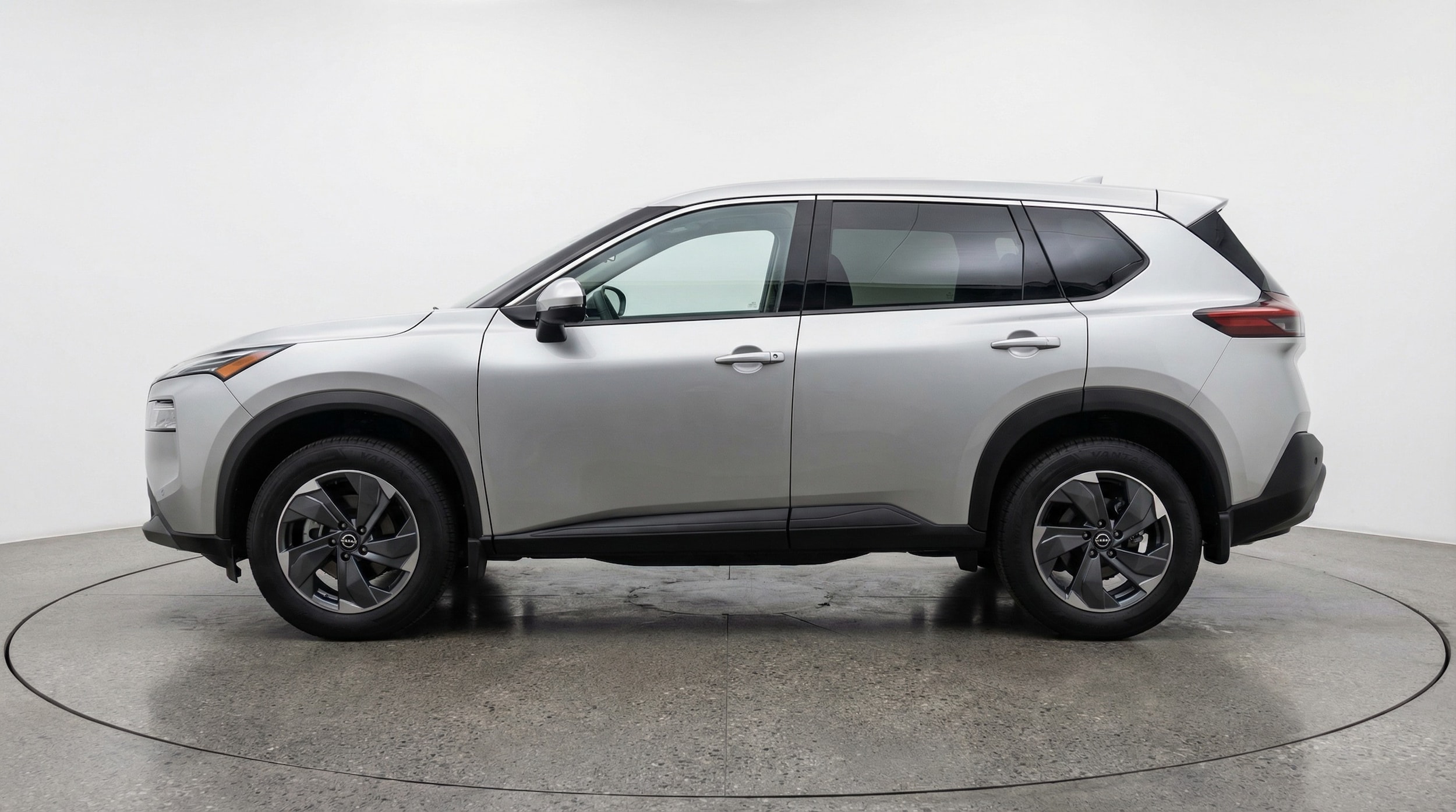 Thumbnail: 2025 Nissan Rogue - 4