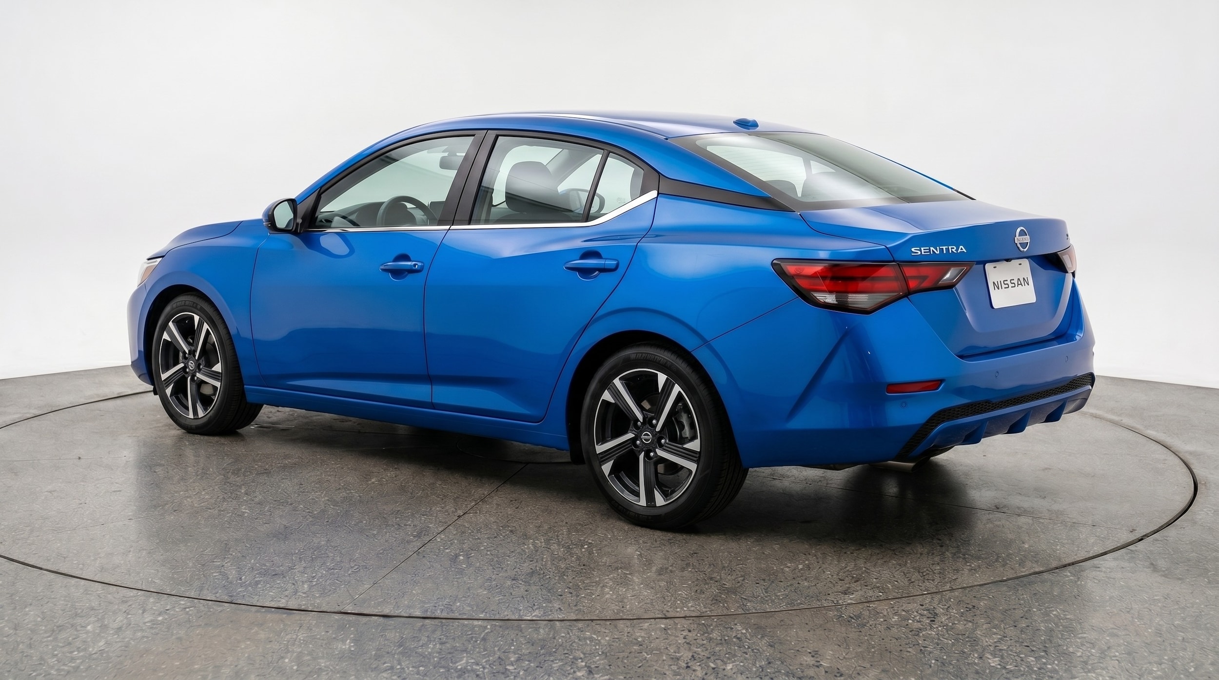 Thumbnail: 2025 Nissan Sentra - 5