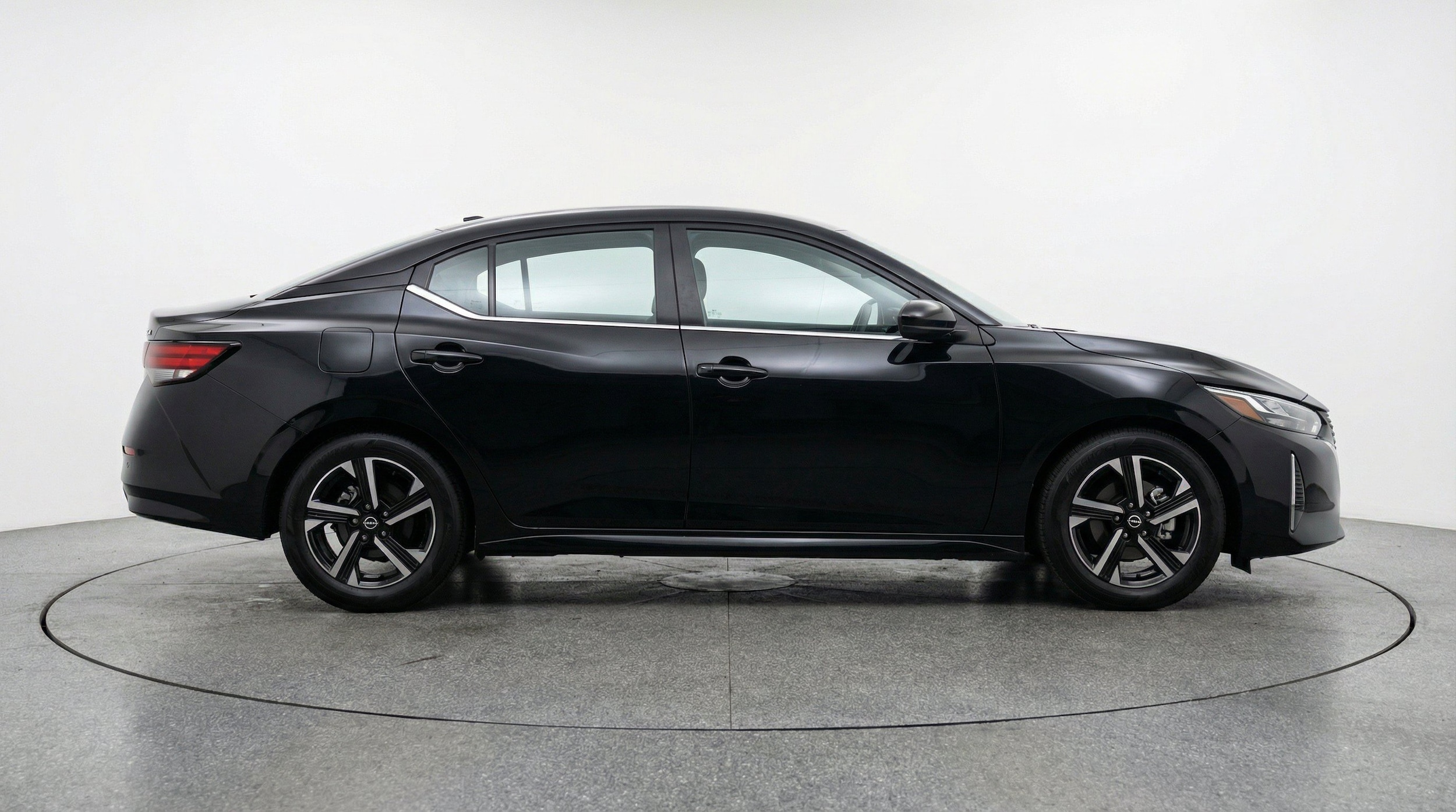 Thumbnail: 2025 Nissan Sentra - 11