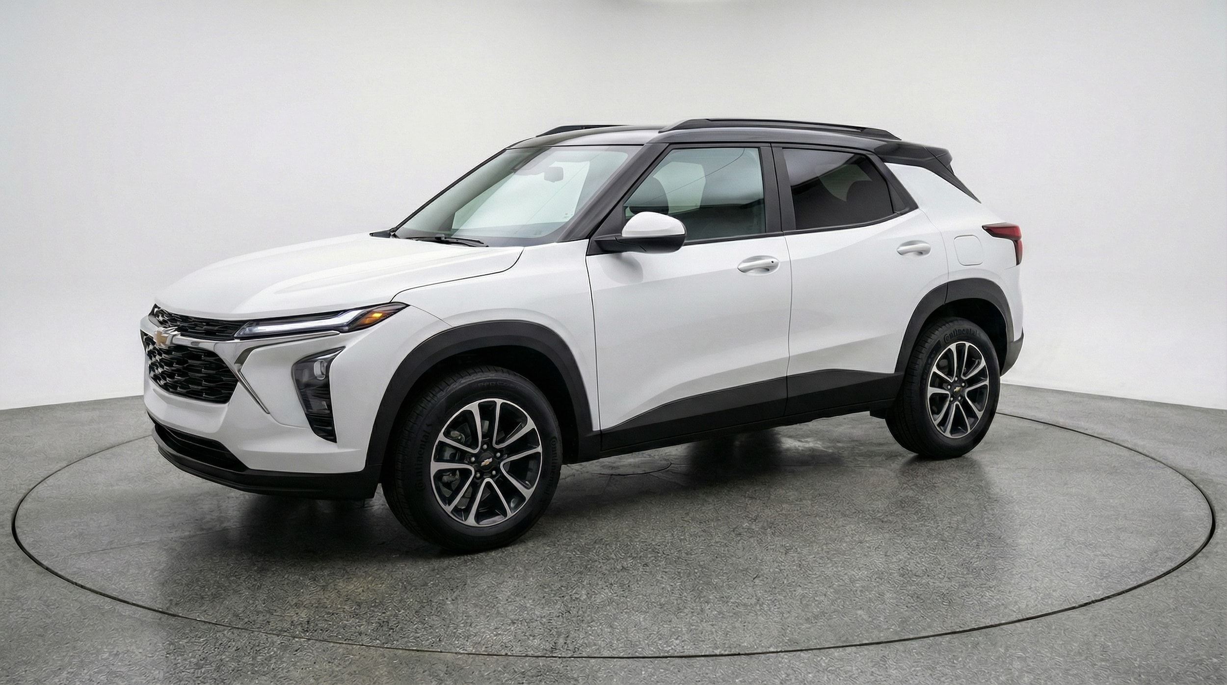 Thumbnail: 2025 Chevrolet TrailBlazer - 3