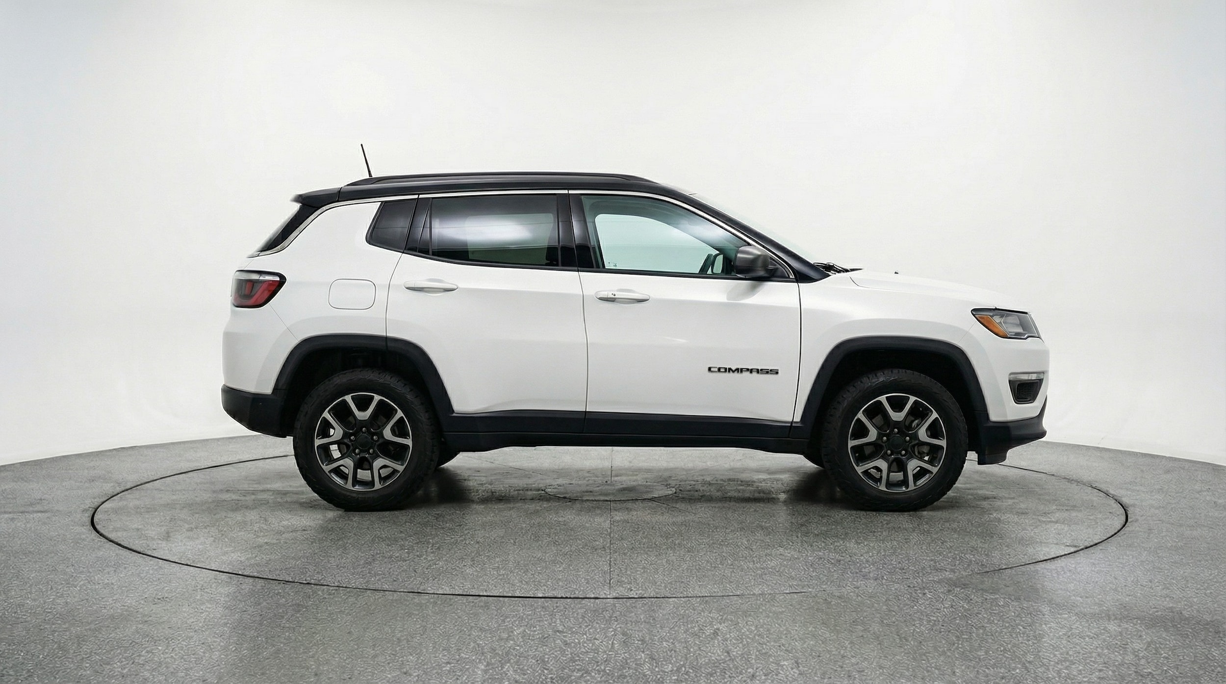 Thumbnail: 2025 Jeep Compass - 8