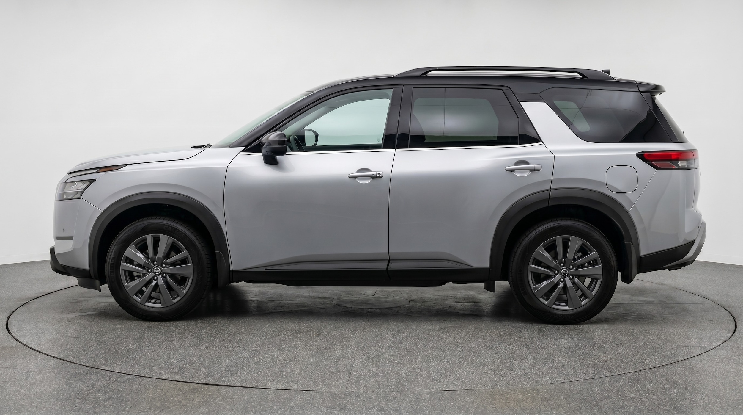 Thumbnail: 2025 Nissan Pathfinder - 4