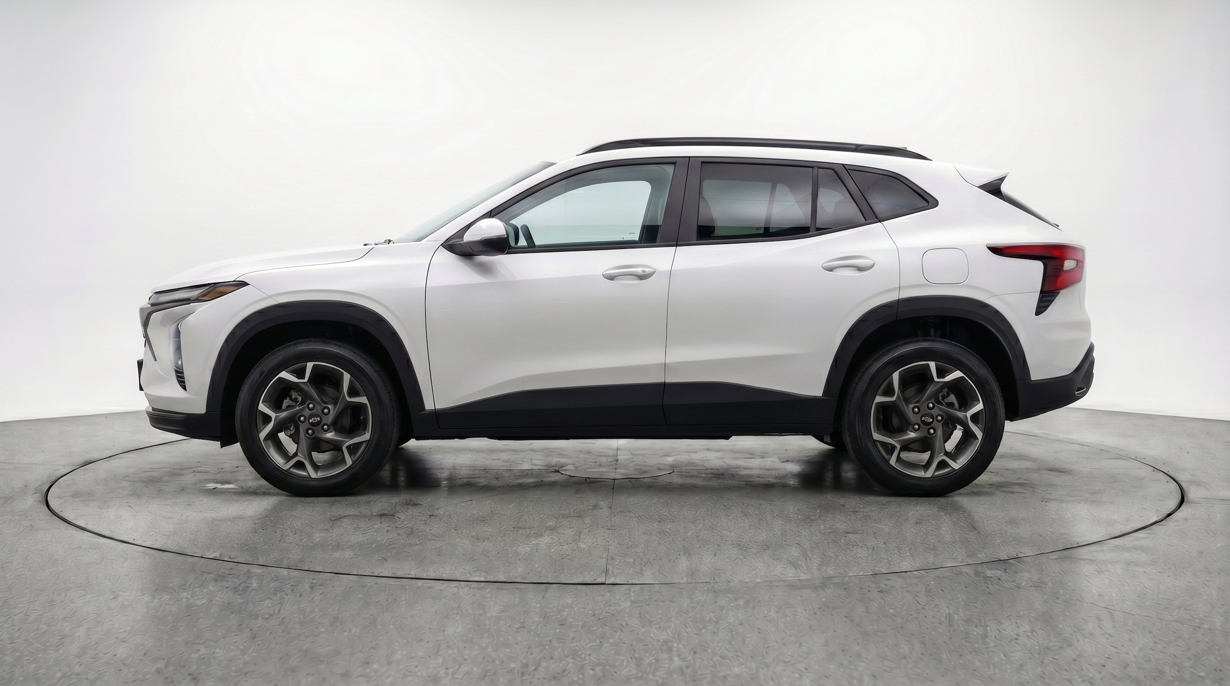 Thumbnail: 2025 Chevrolet Trax - 5