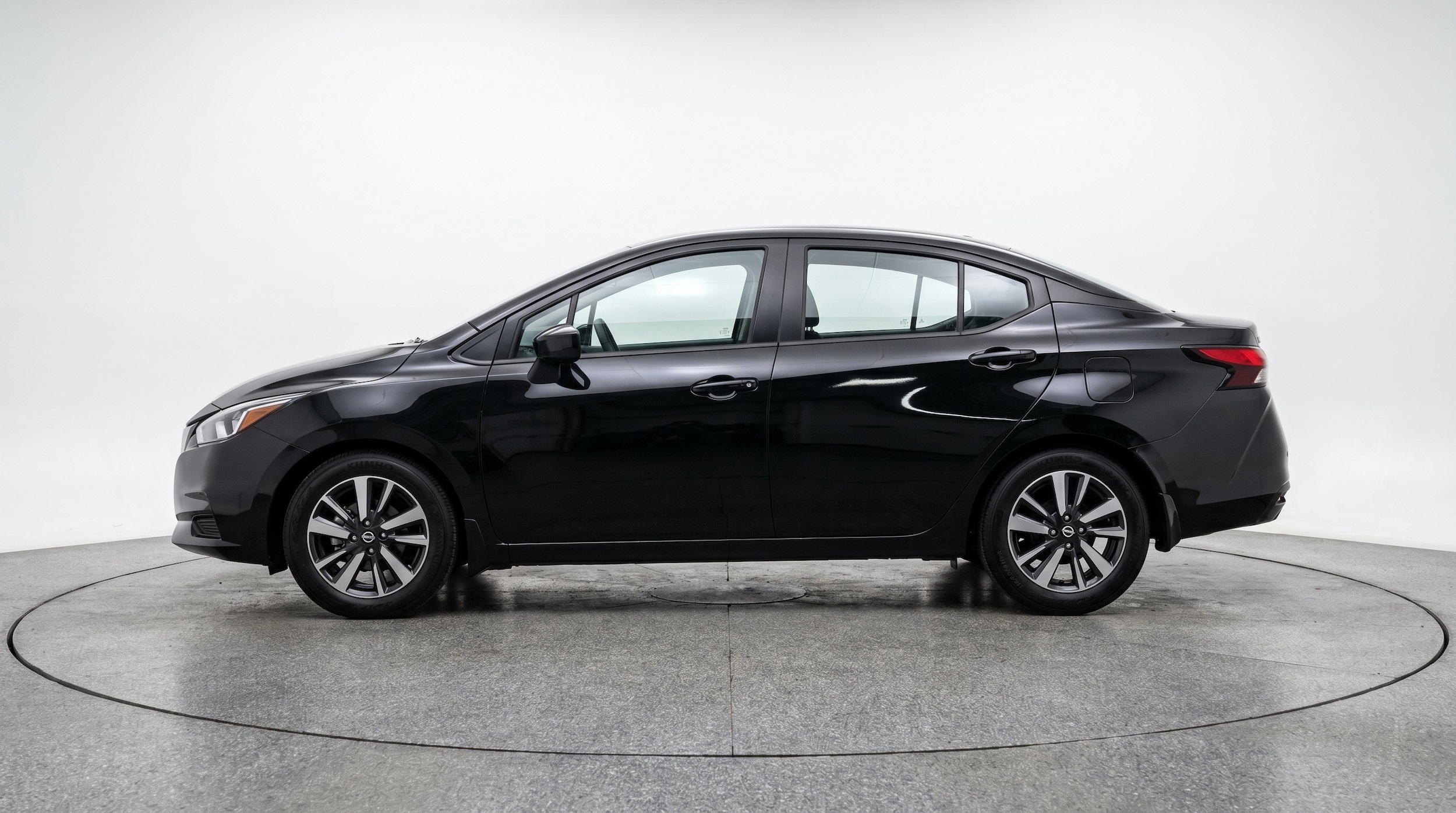 Thumbnail: 2025 Nissan Versa - 5