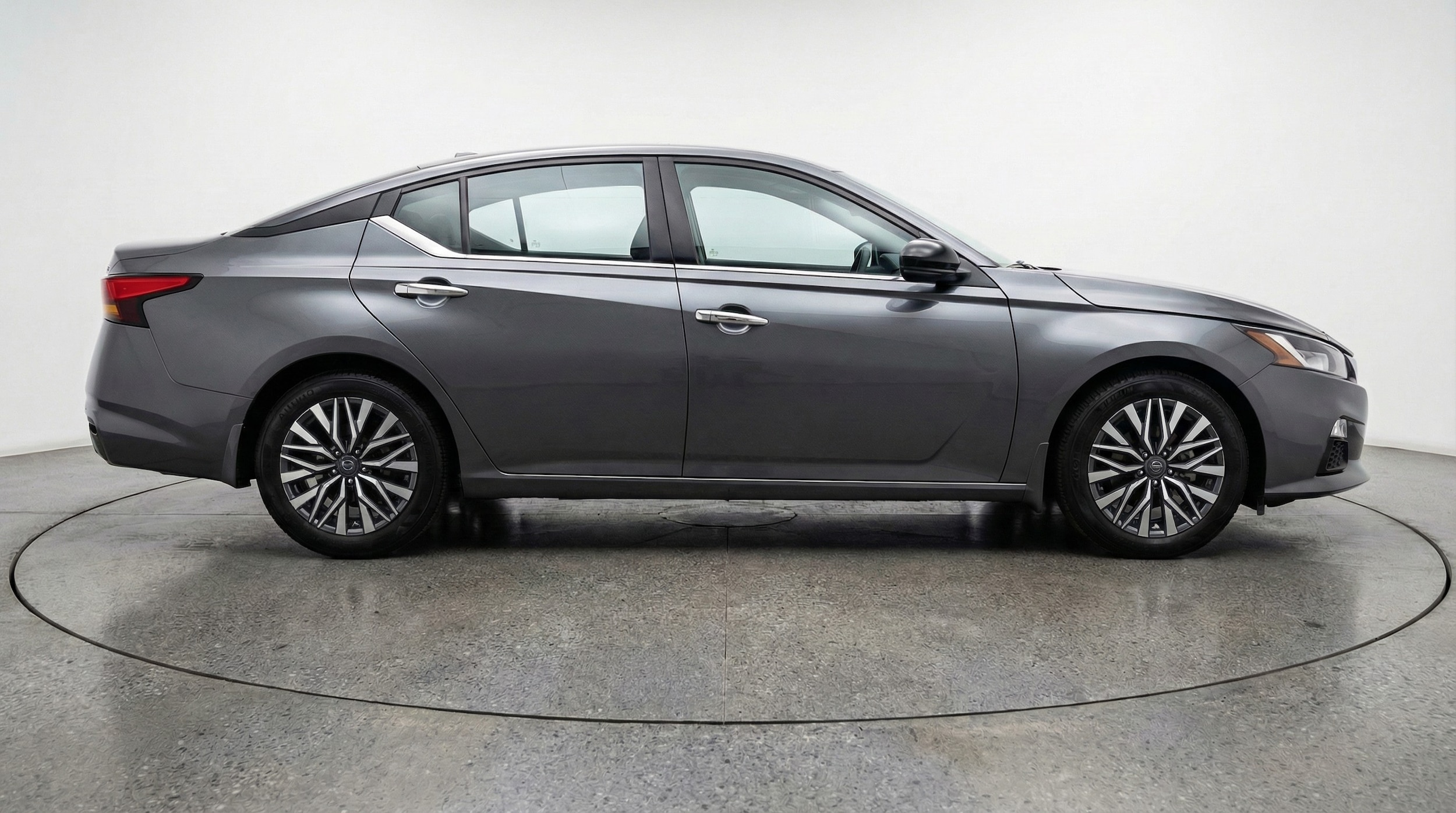 Thumbnail: 2025 Nissan Altima - 8