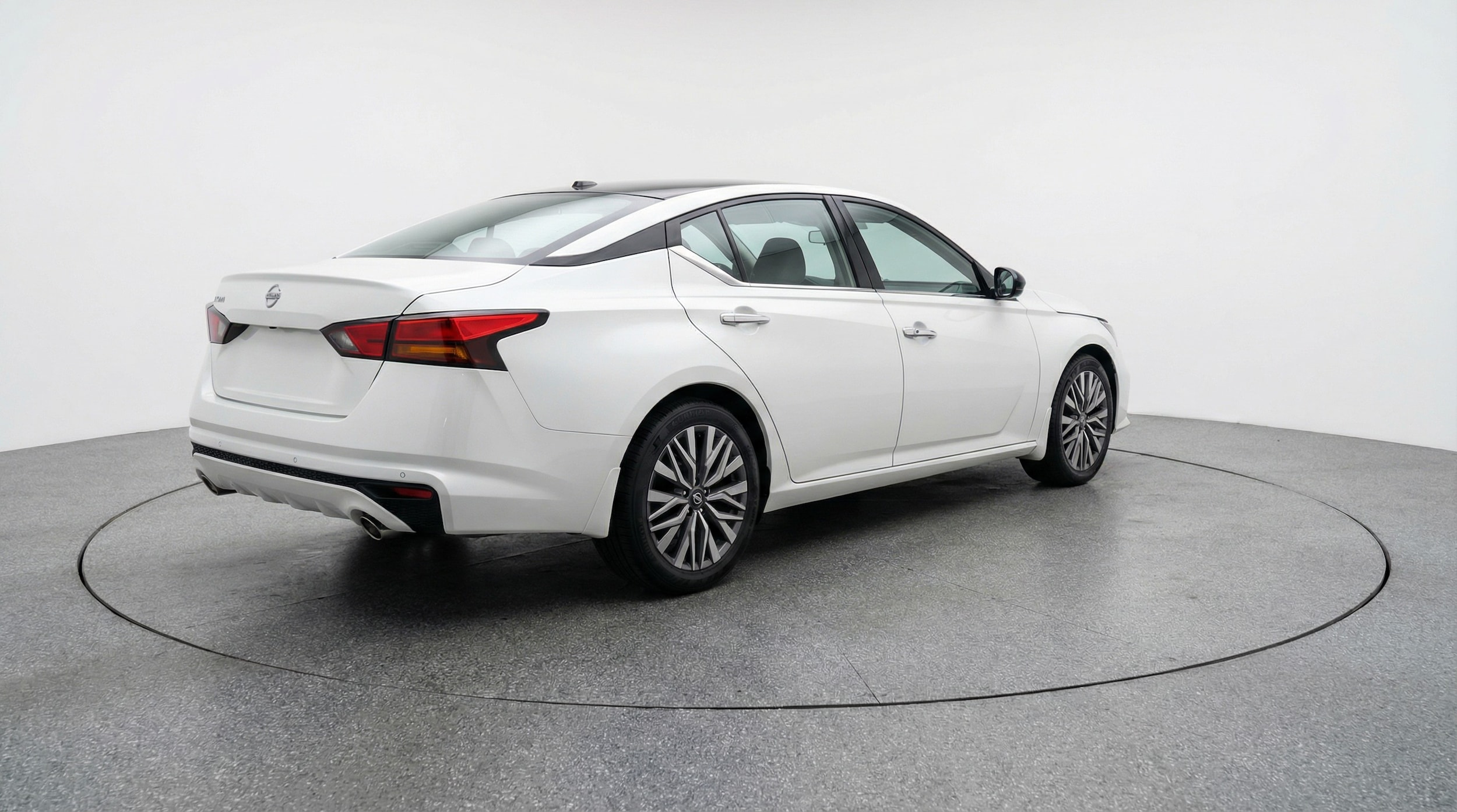 Thumbnail: 2025 Nissan Altima - 5