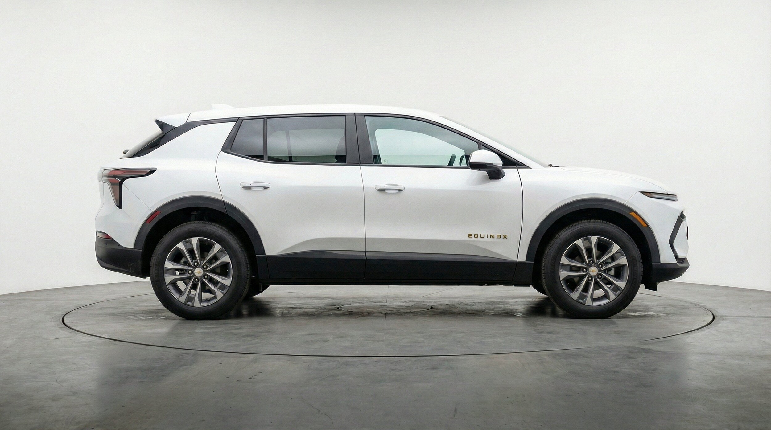 Thumbnail: 2025 Chevrolet Equinox - 11