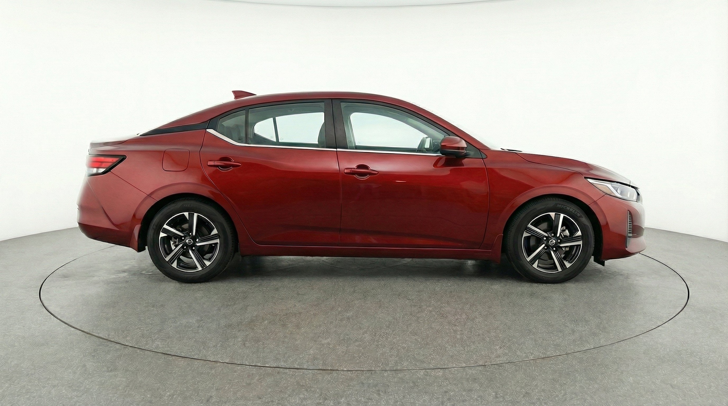 Thumbnail: 2025 Nissan Sentra - 11