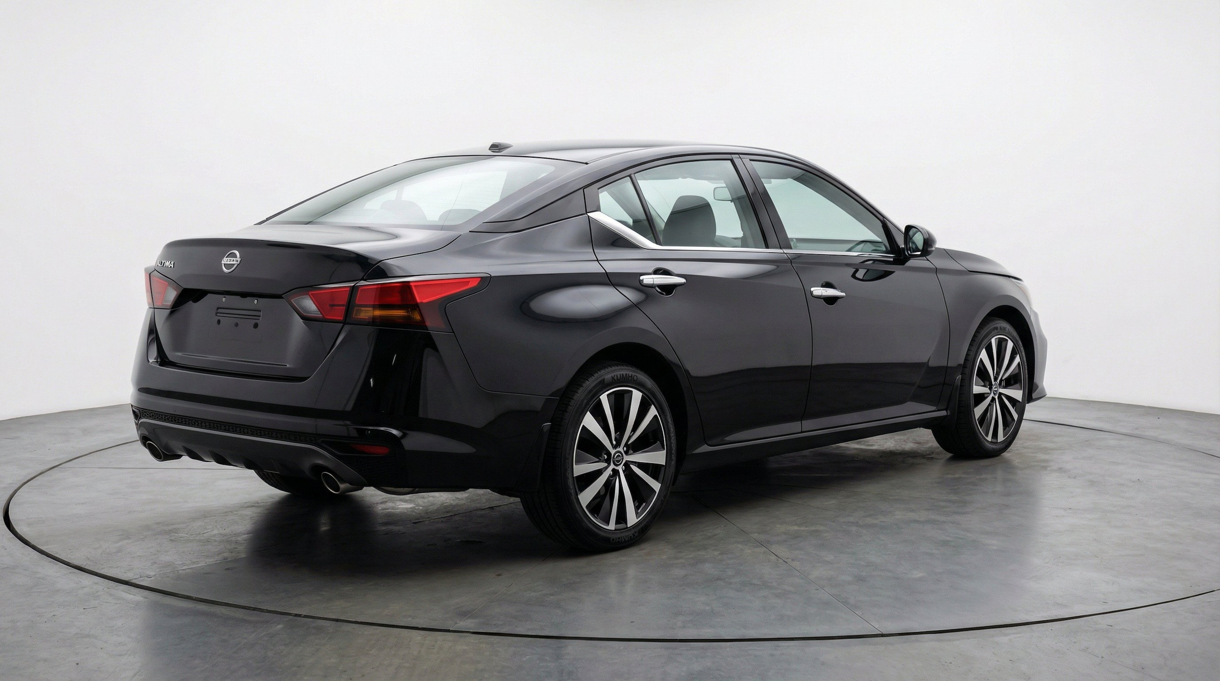 Thumbnail: 2025 Nissan Altima - 9