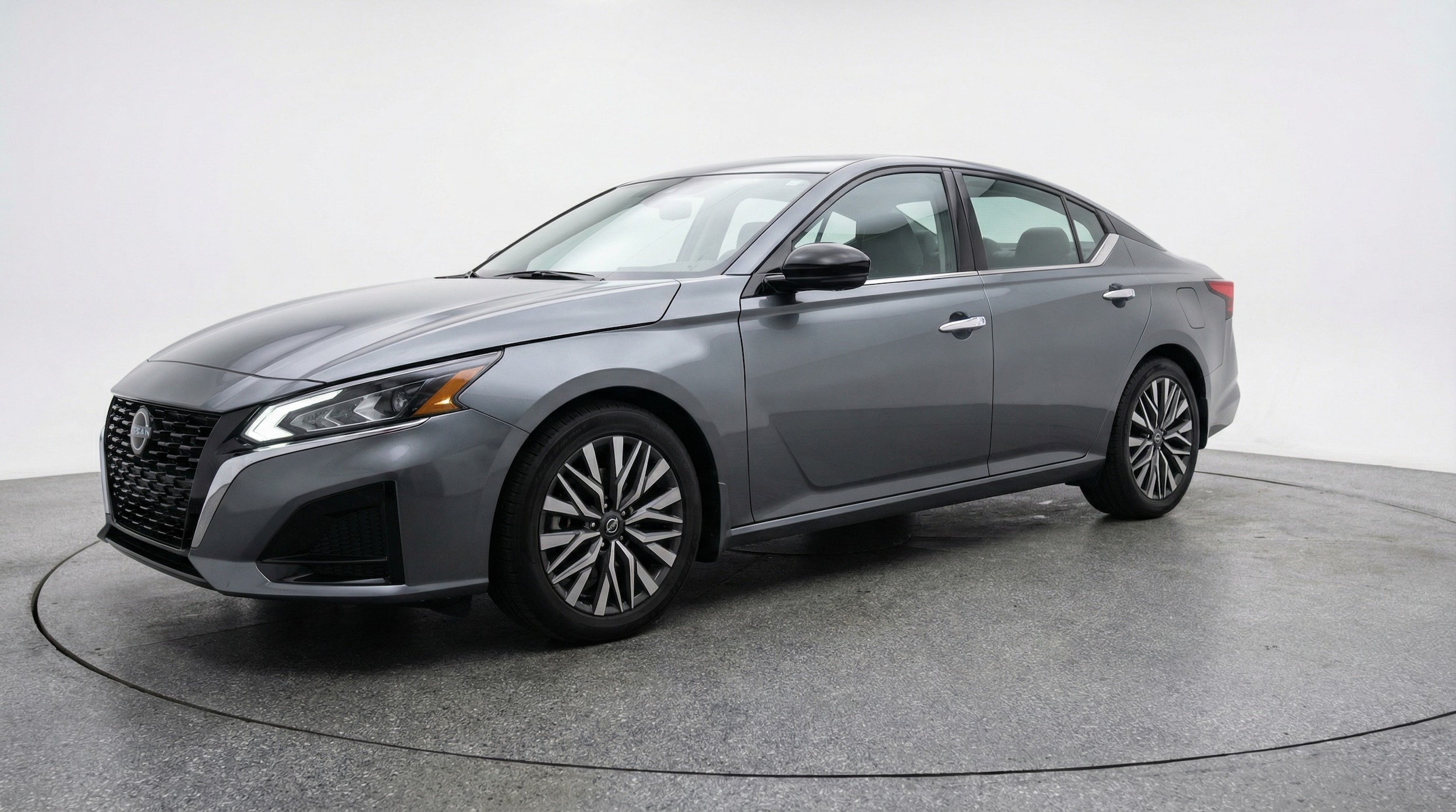 Thumbnail: 2025 Nissan Altima - 3