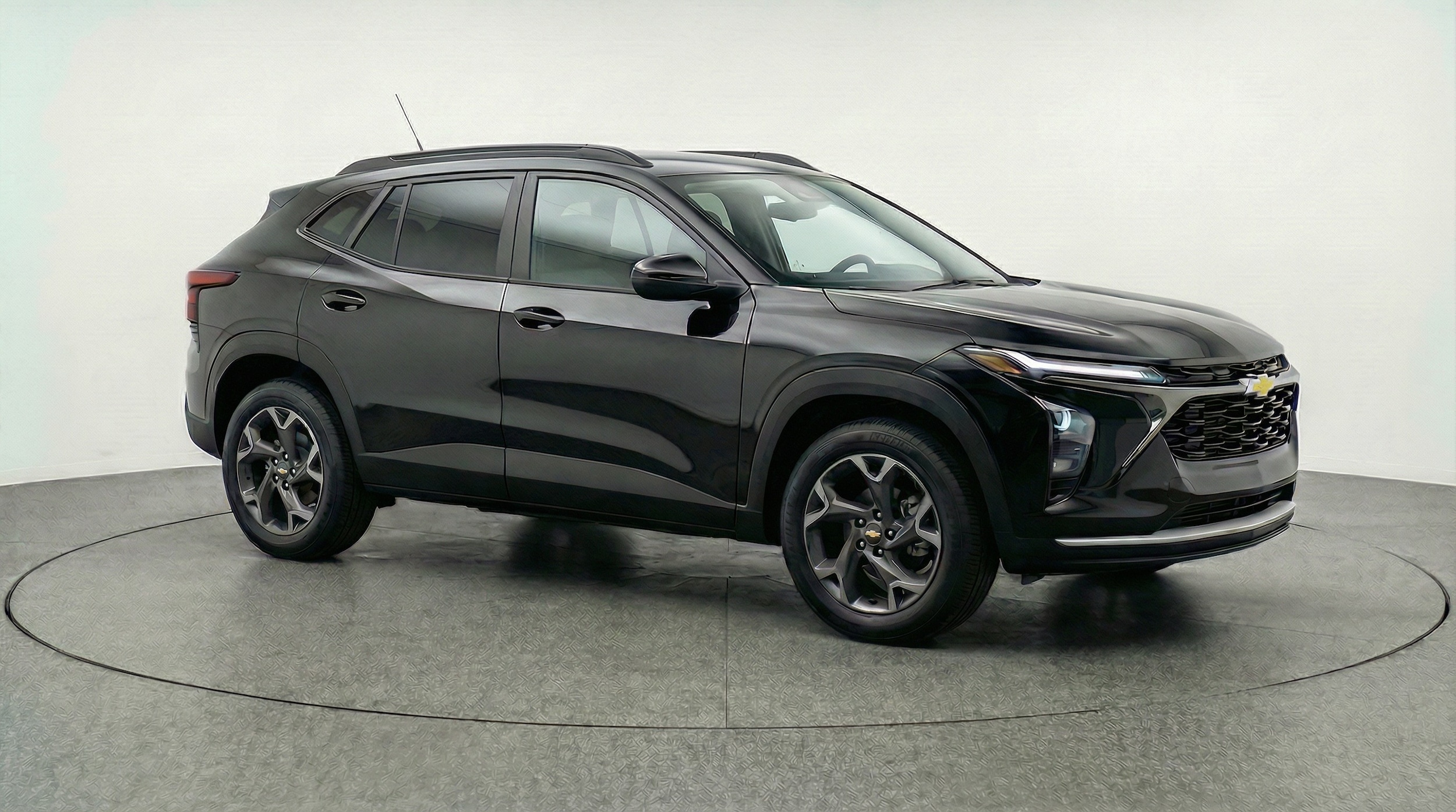 Thumbnail: 2025 Chevrolet Trax - 1