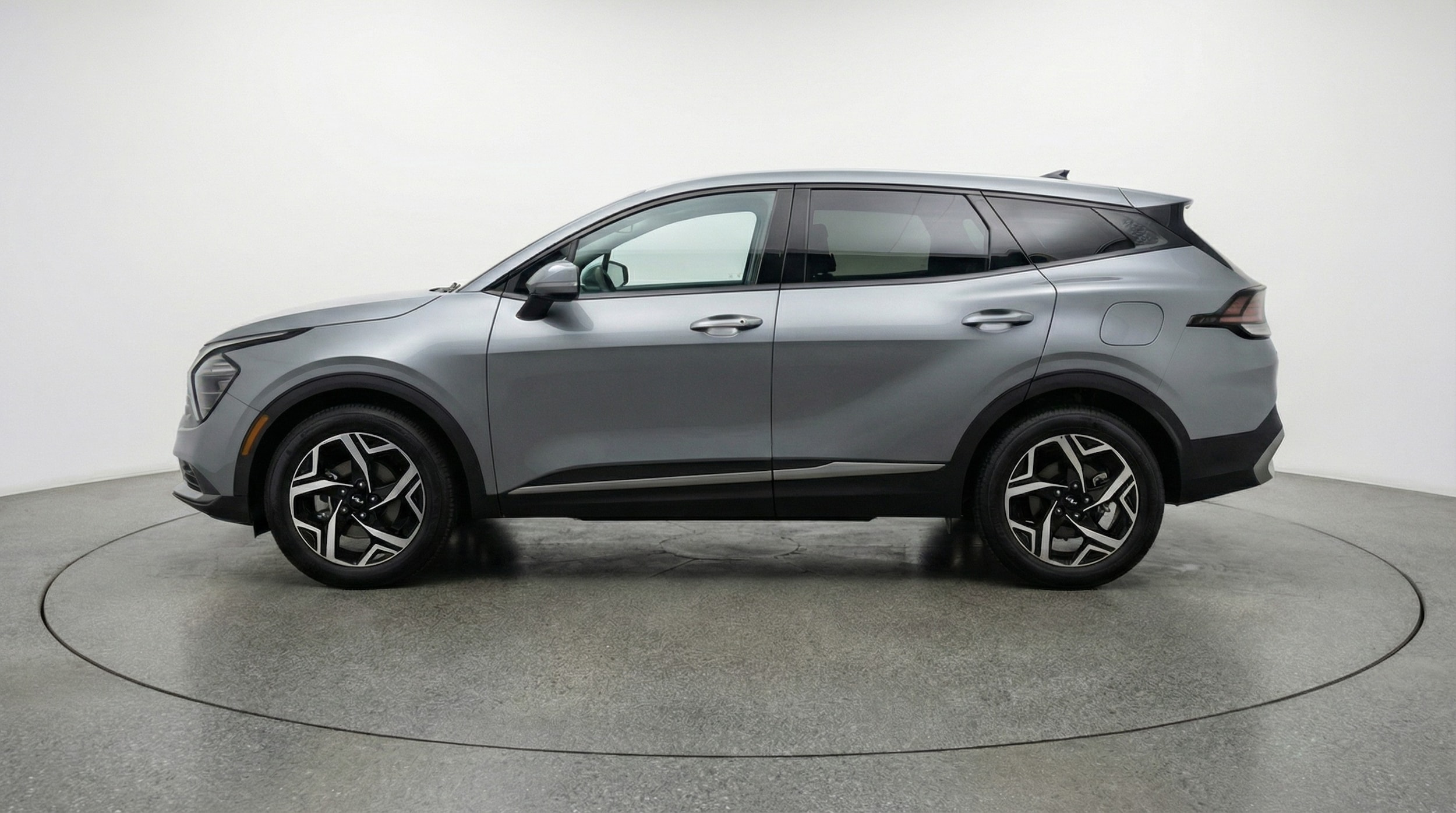 Thumbnail: 2025 Kia Sportage - 4