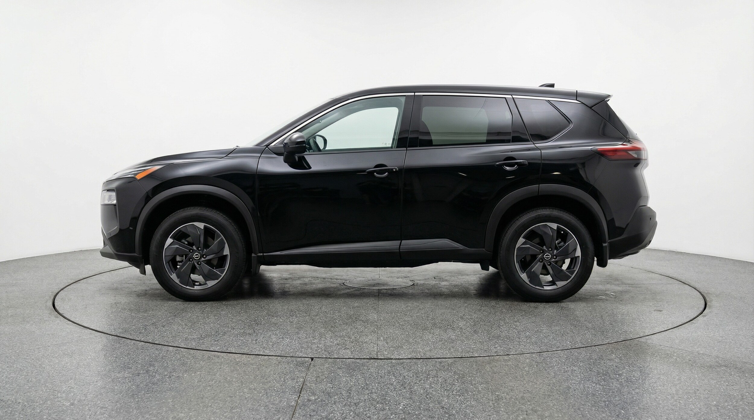 Thumbnail: 2025 Nissan Rogue - 4