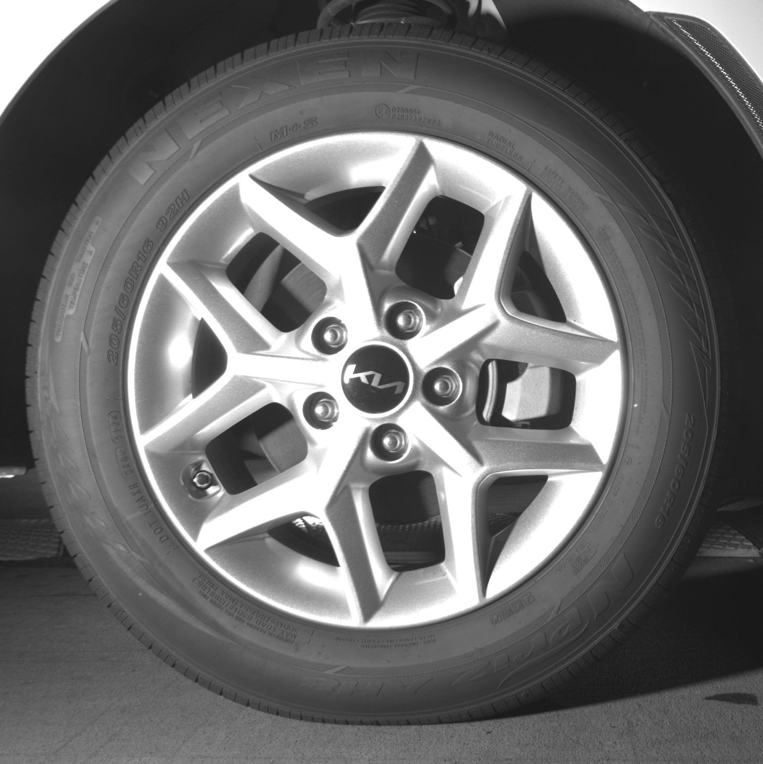 2025 Kia Soul LX - Photo 13