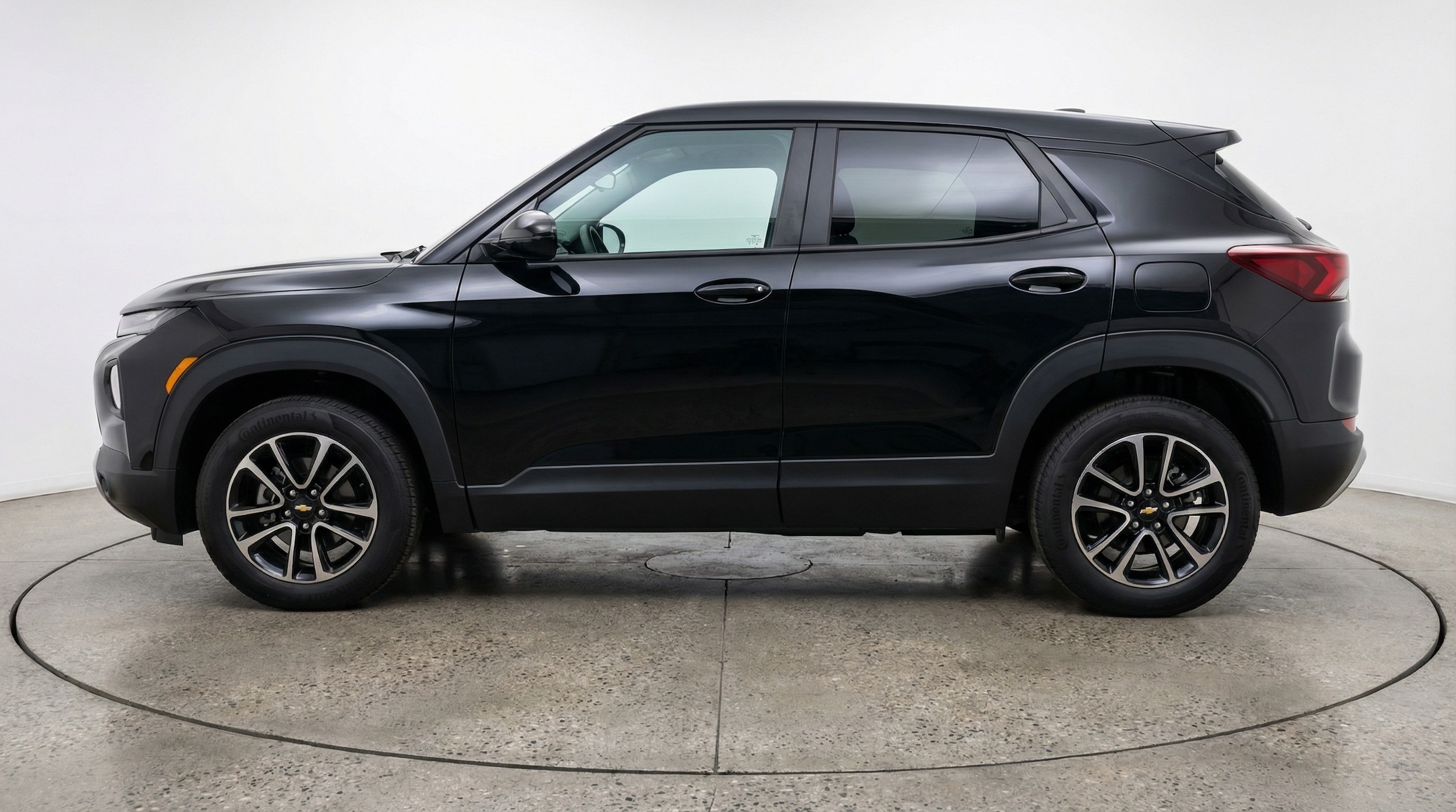 Thumbnail: 2025 Chevrolet TrailBlazer - 4