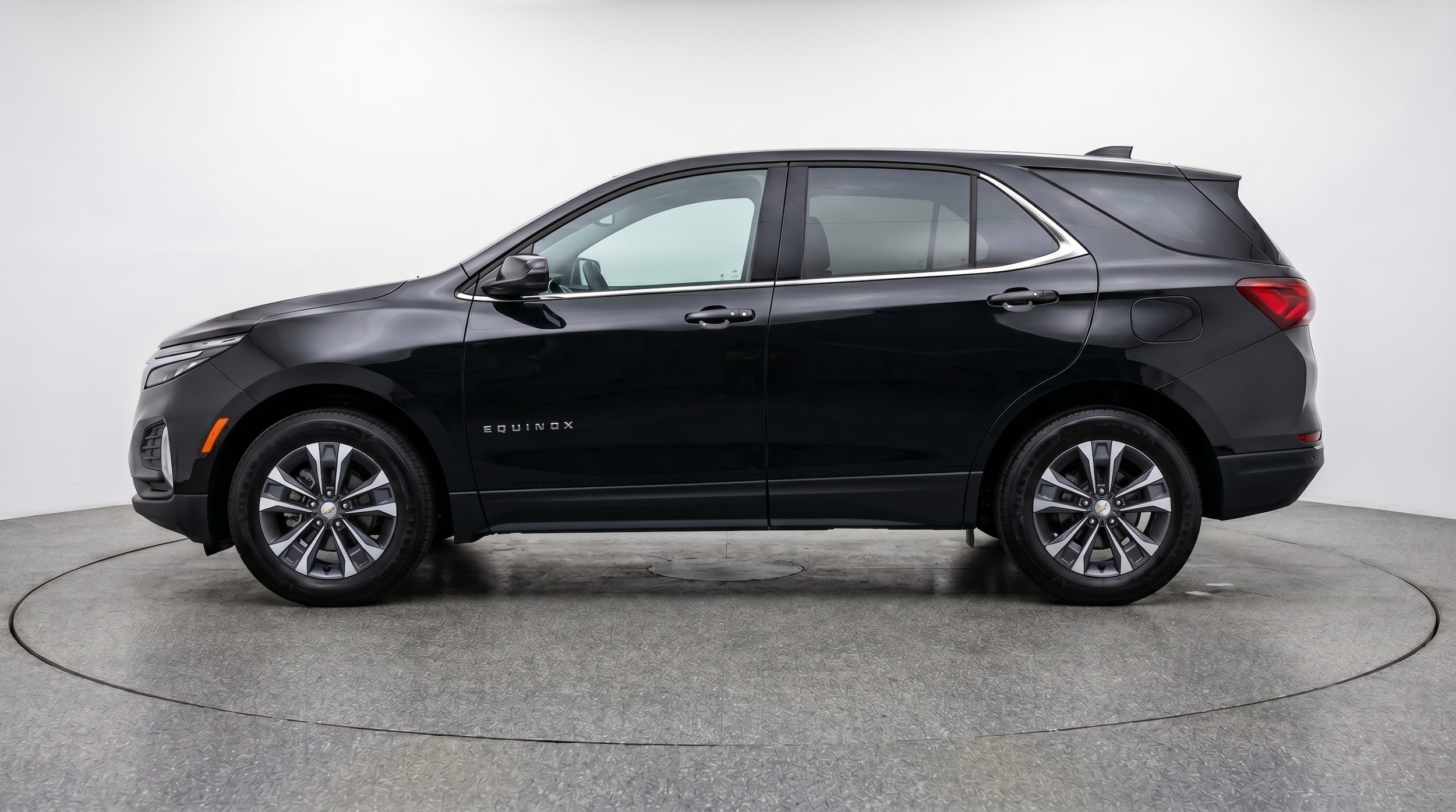 Thumbnail: 2025 Chevrolet Equinox - 4