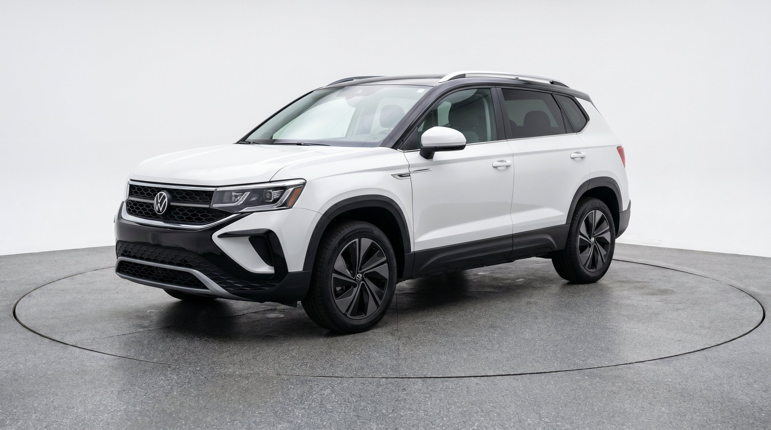 Thumbnail: 2026 Volkswagen Taos - 3