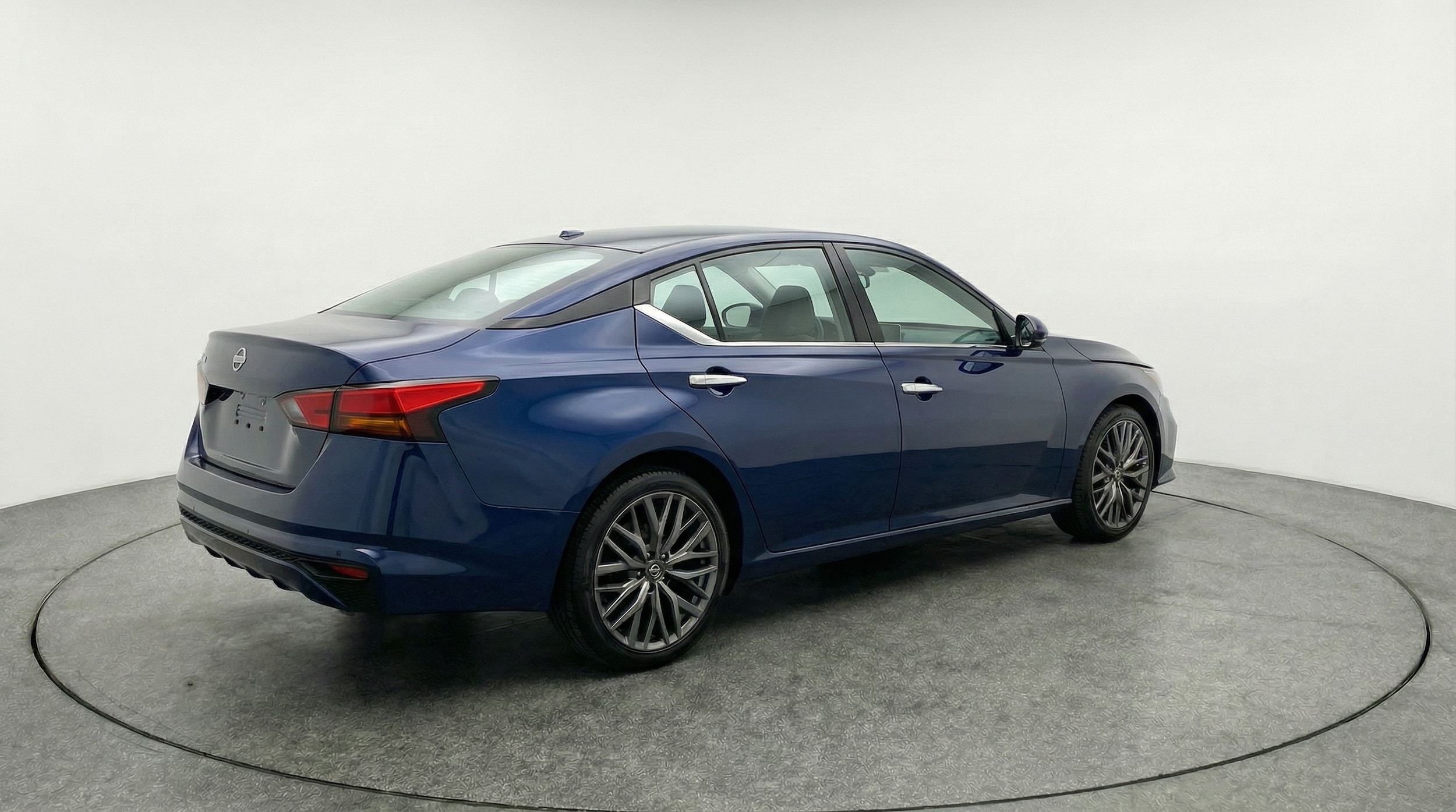 Thumbnail: 2025 Nissan Altima - 7