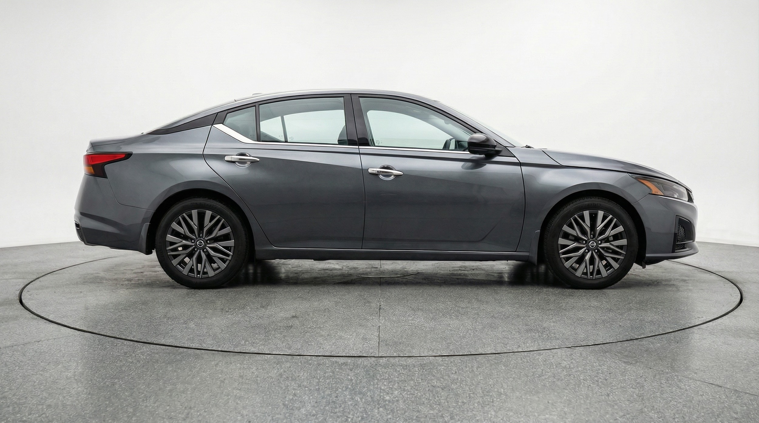 Thumbnail: 2025 Nissan Altima - 8