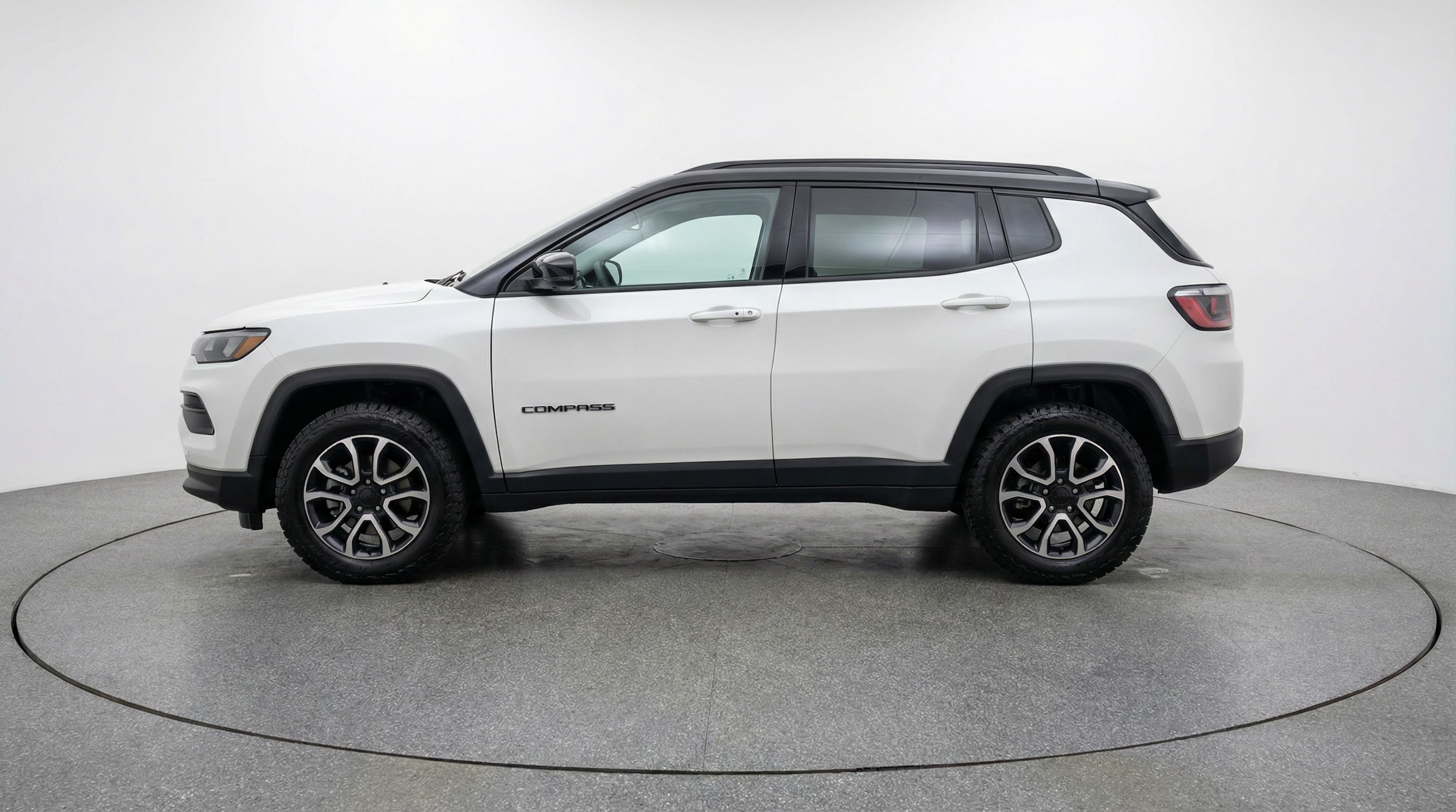 Thumbnail: 2025 Jeep Compass - 4