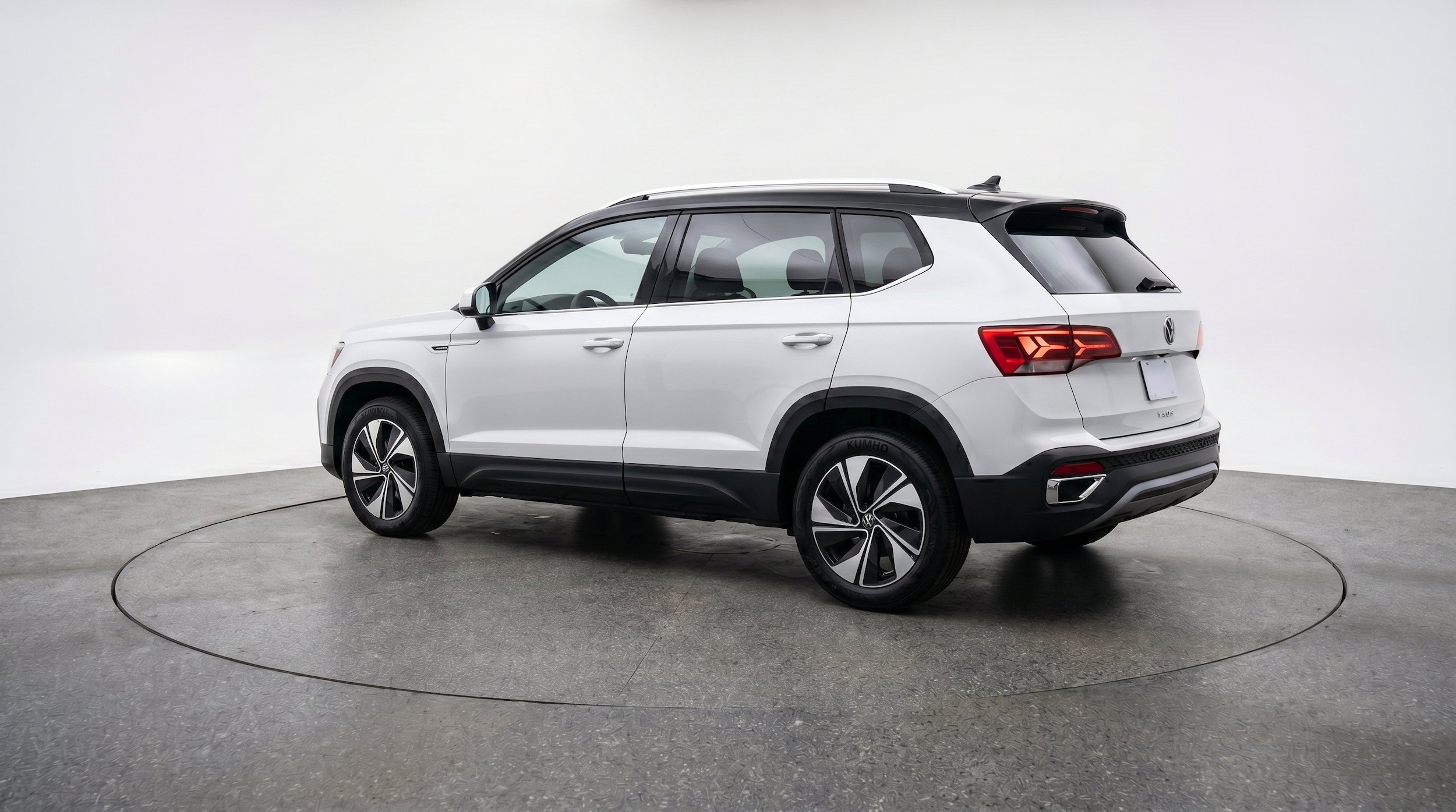 Thumbnail: 2026 Volkswagen Taos - 6