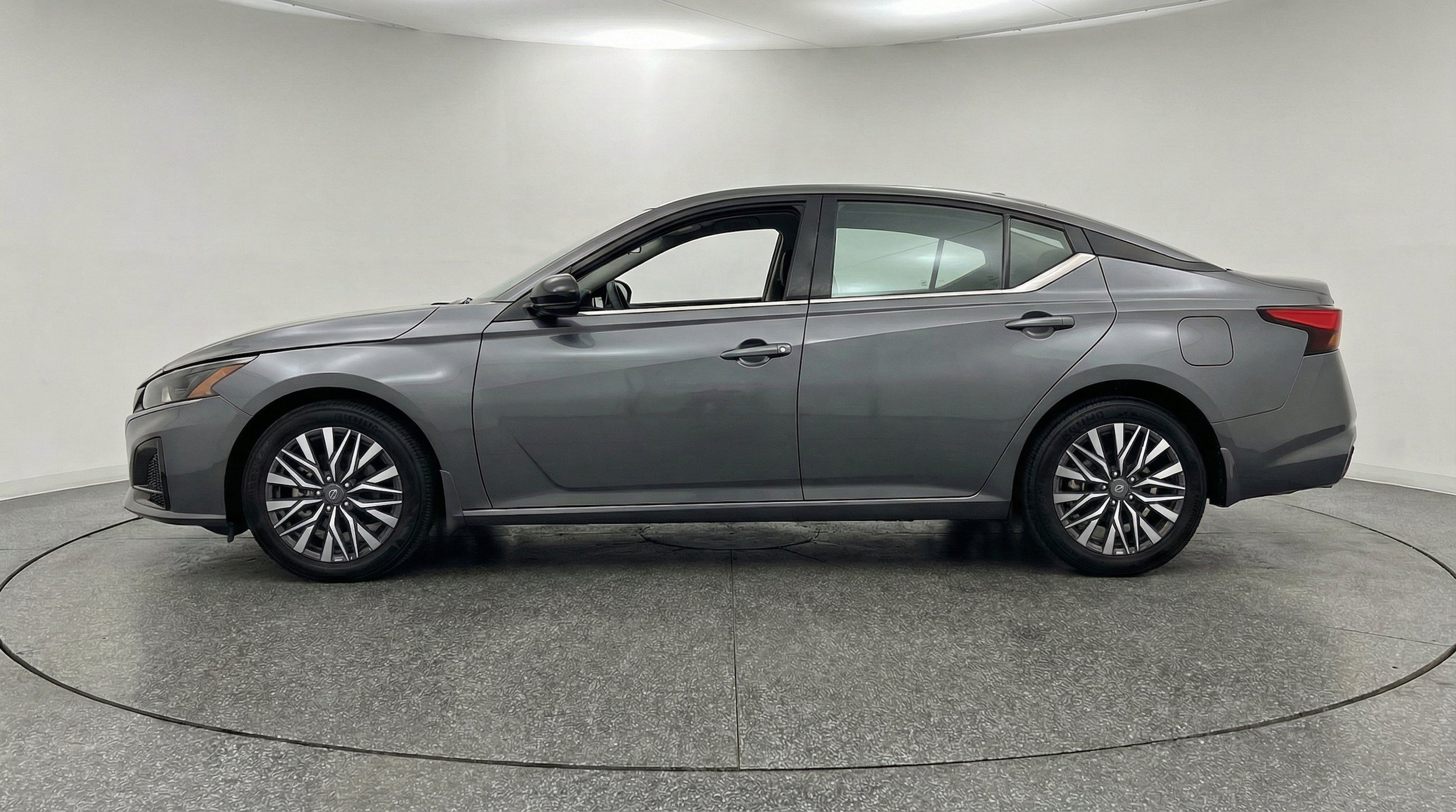 Thumbnail: 2026 Nissan Altima - 5