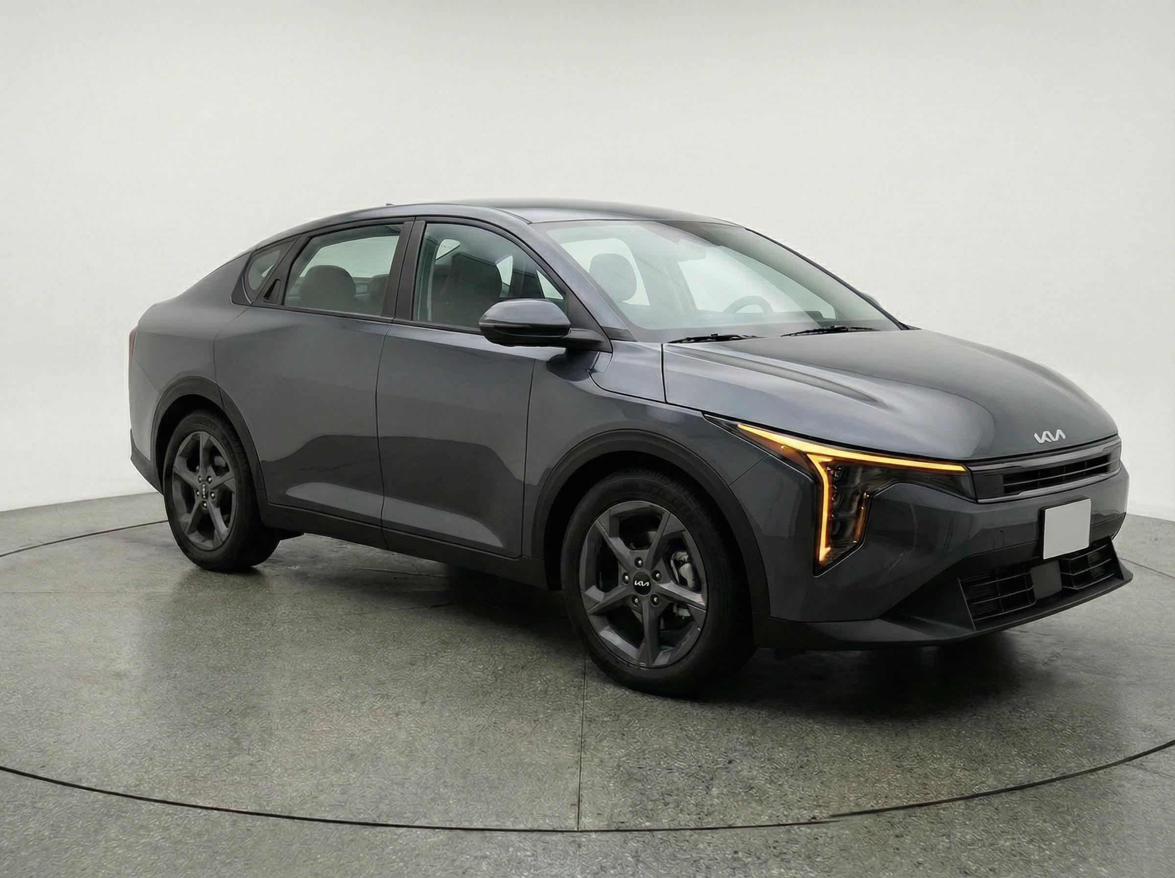 Thumbnail: 2025 Kia K4 - 1