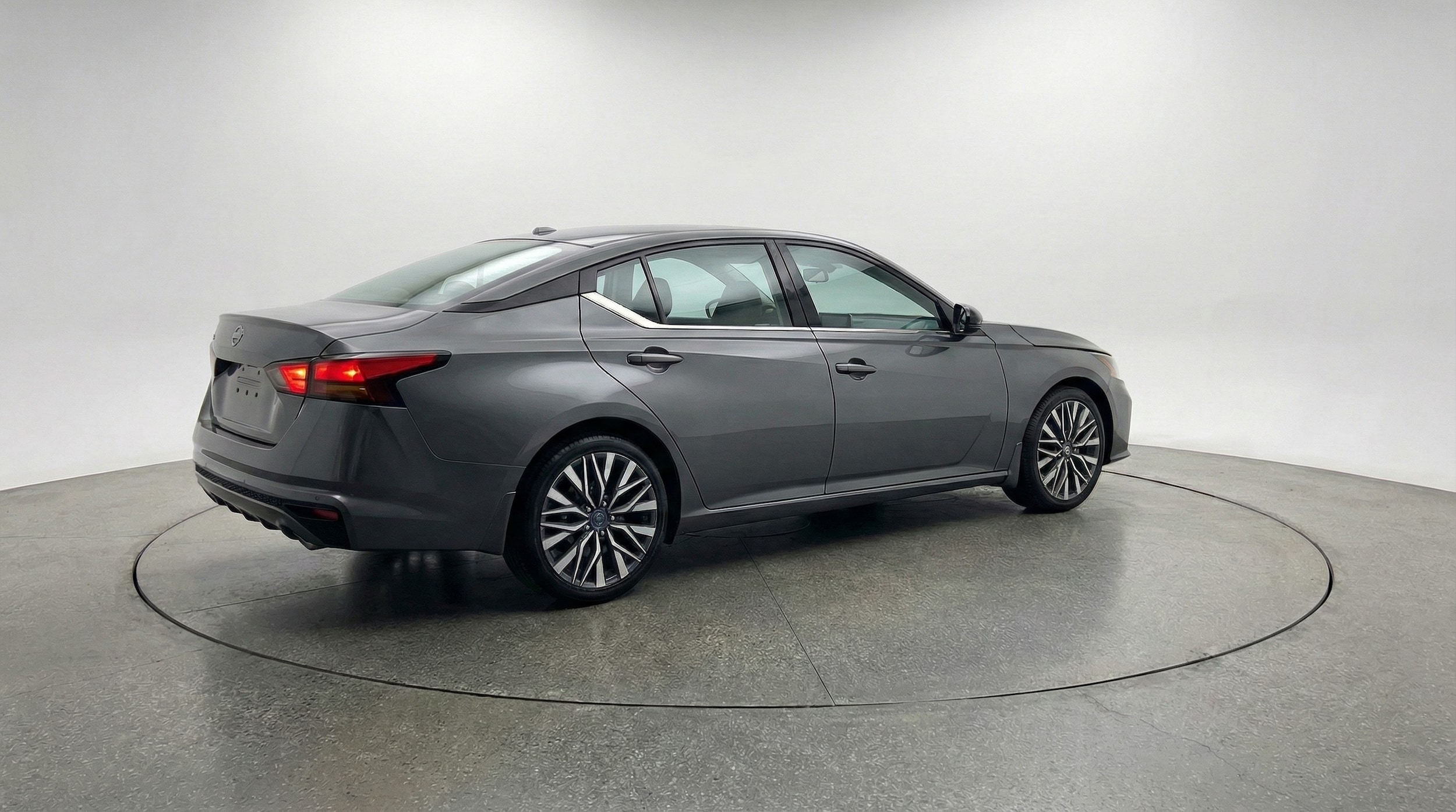 Thumbnail: 2025 Nissan Altima - 7