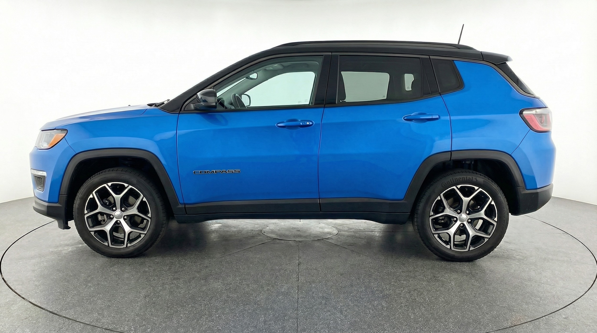 Thumbnail: 2025 Jeep Compass - 4