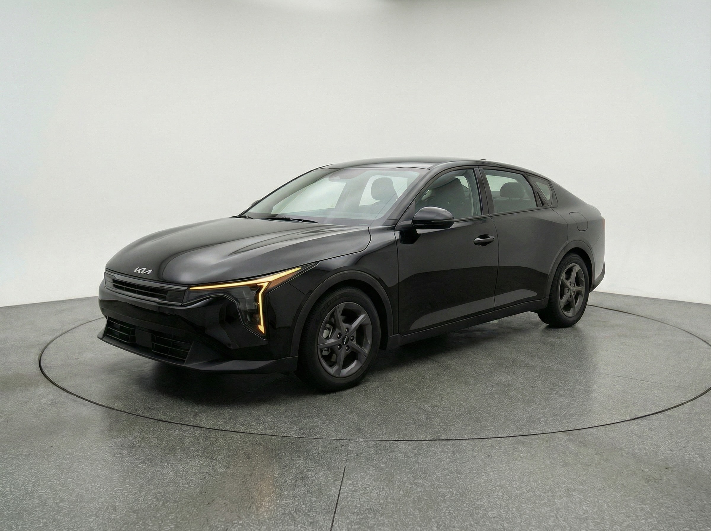 Thumbnail: 2025 Kia K4 - 3