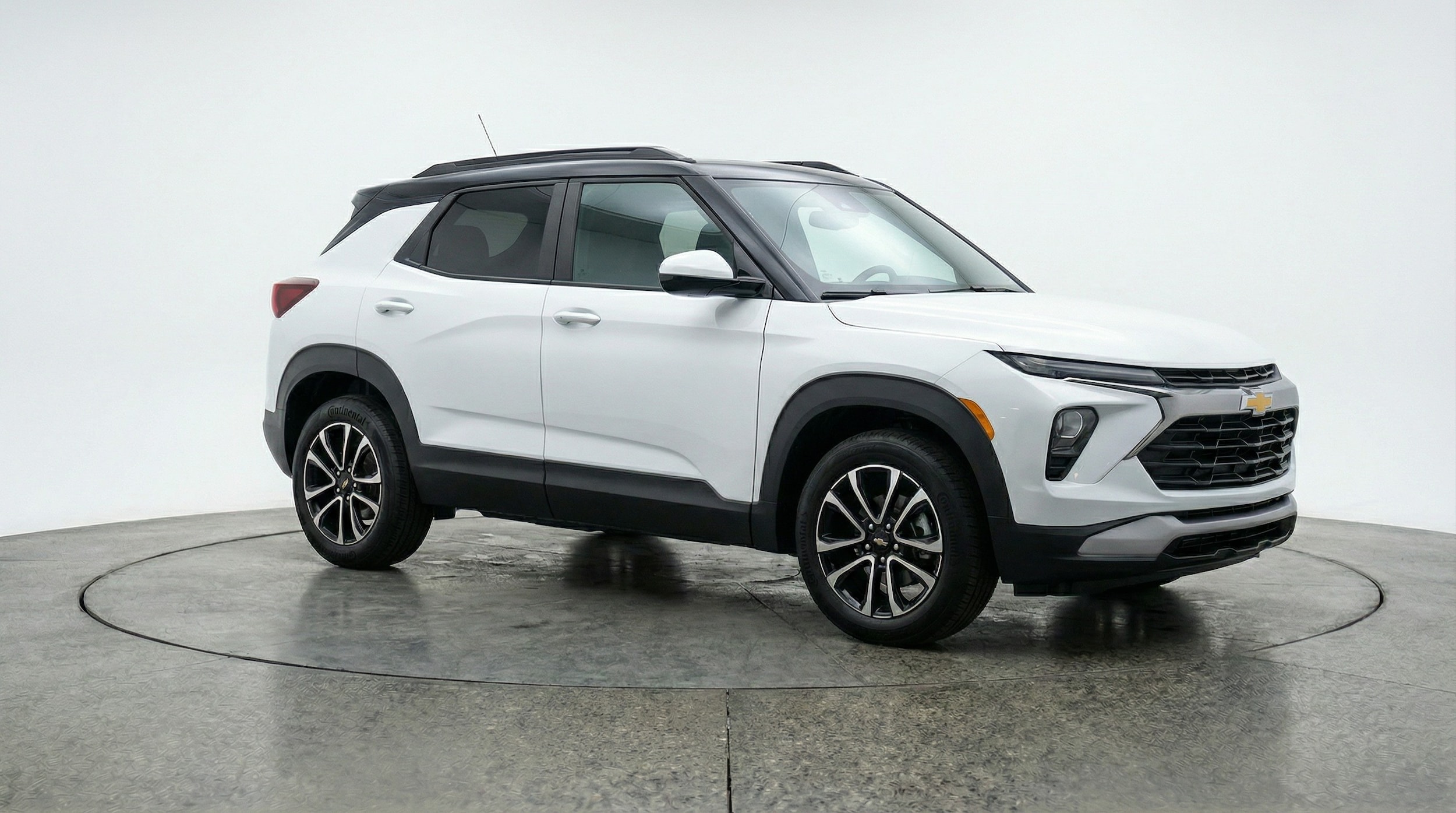 Thumbnail: 2025 Chevrolet TrailBlazer - 1