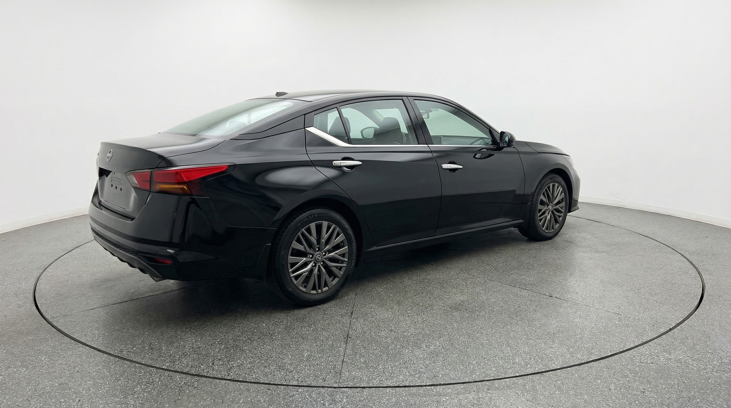 Thumbnail: 2025 Nissan Altima - 7