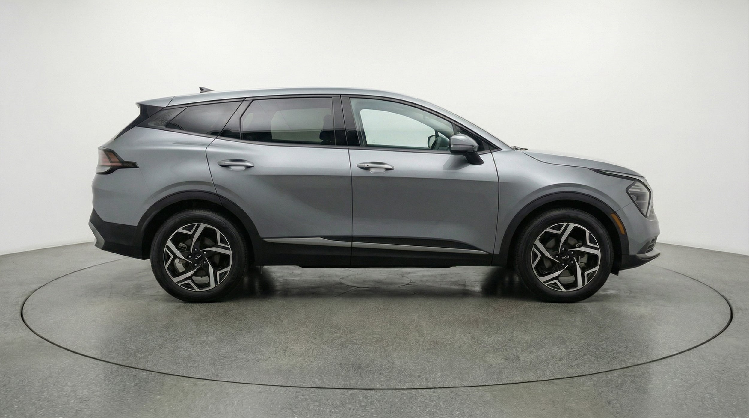 Thumbnail: 2025 Kia Sportage - 8