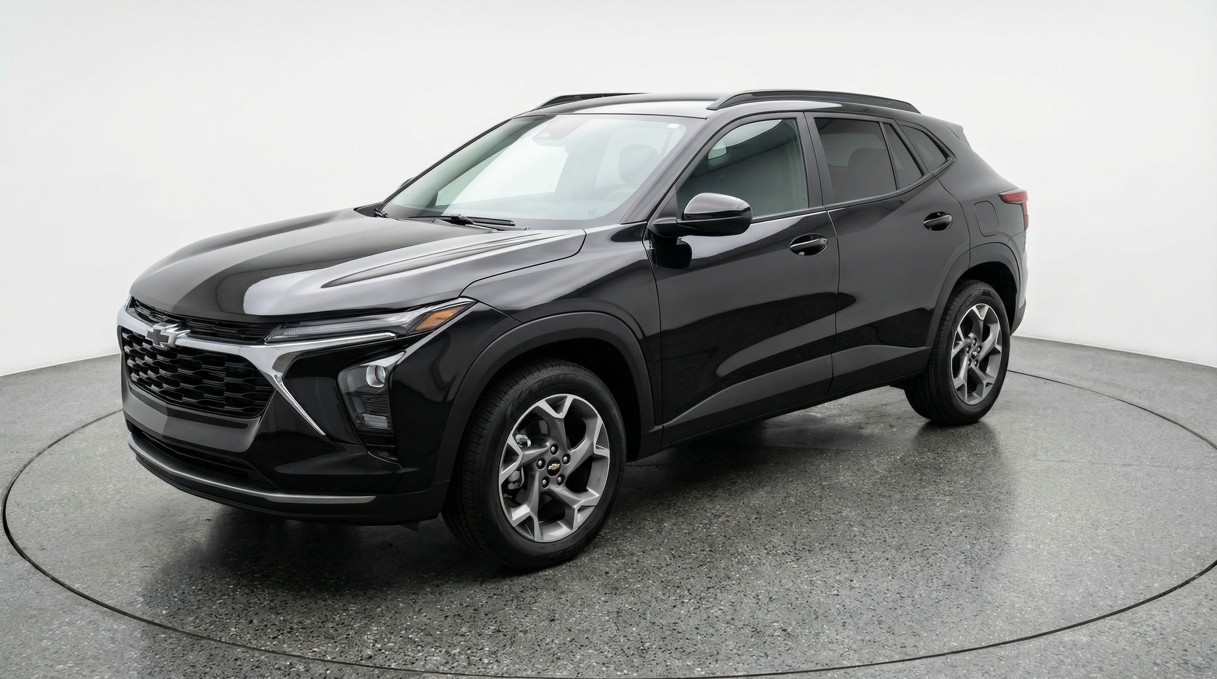 Thumbnail: 2025 Chevrolet Trax - 3