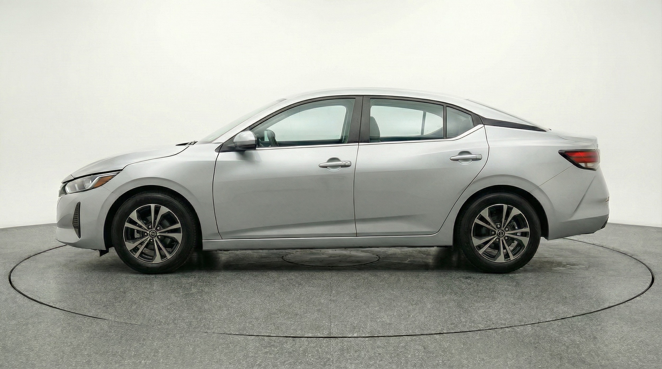 Thumbnail: 2025 Nissan Sentra - 4