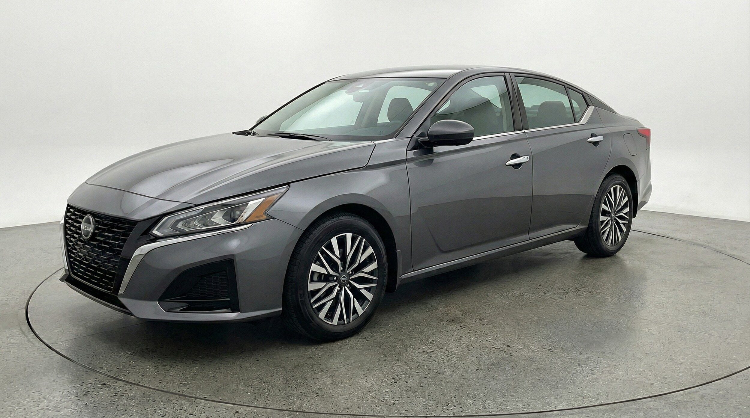 Thumbnail: 2025 Nissan Altima - 3