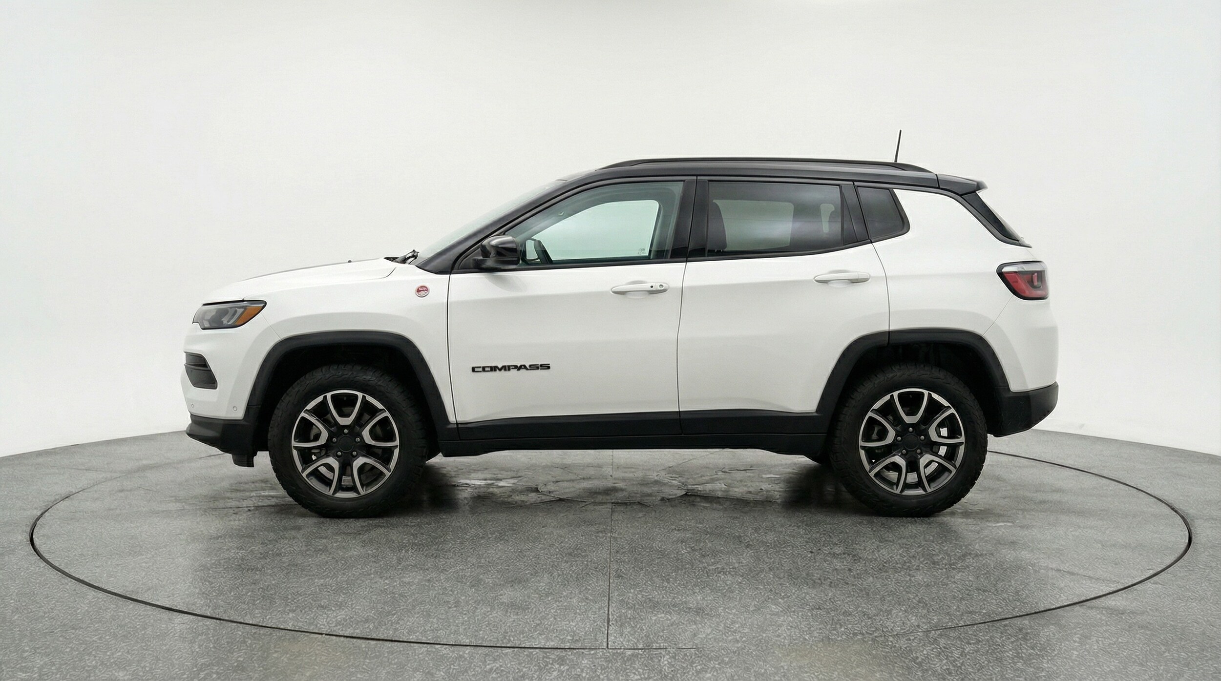 Thumbnail: 2025 Jeep Compass - 4