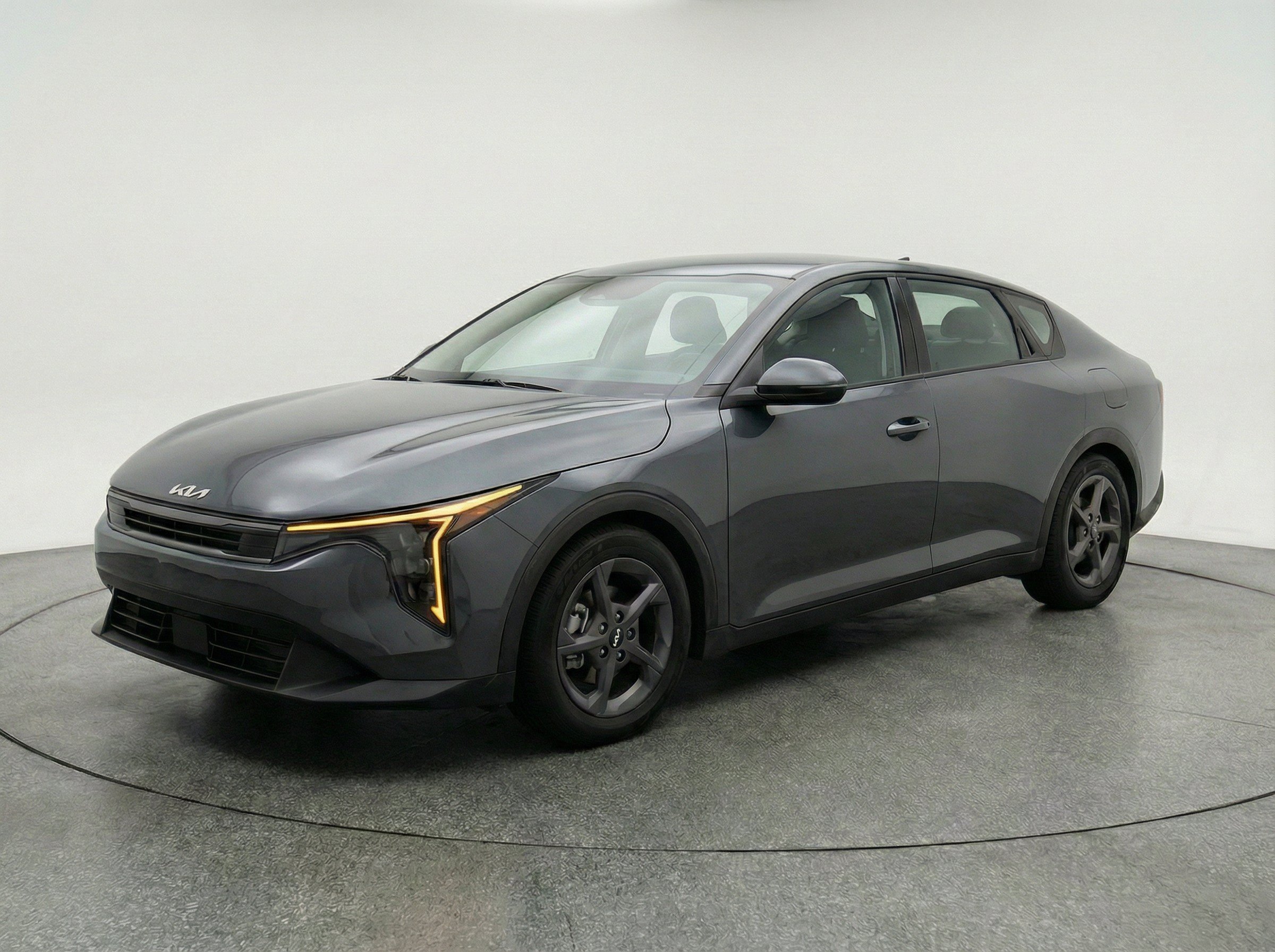 Thumbnail: 2025 Kia K4 - 3